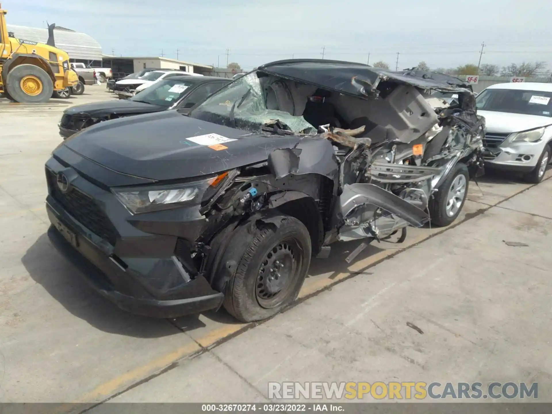 2 Photograph of a damaged car JTMH1RFV6KD039095 TOYOTA RAV4 2019