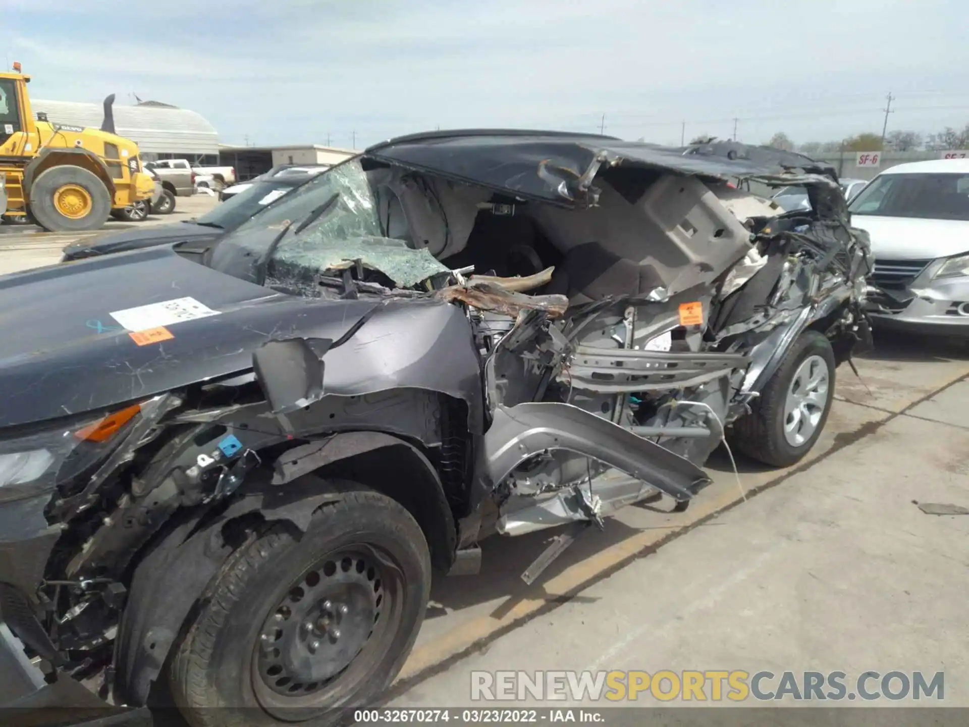 6 Photograph of a damaged car JTMH1RFV6KD039095 TOYOTA RAV4 2019