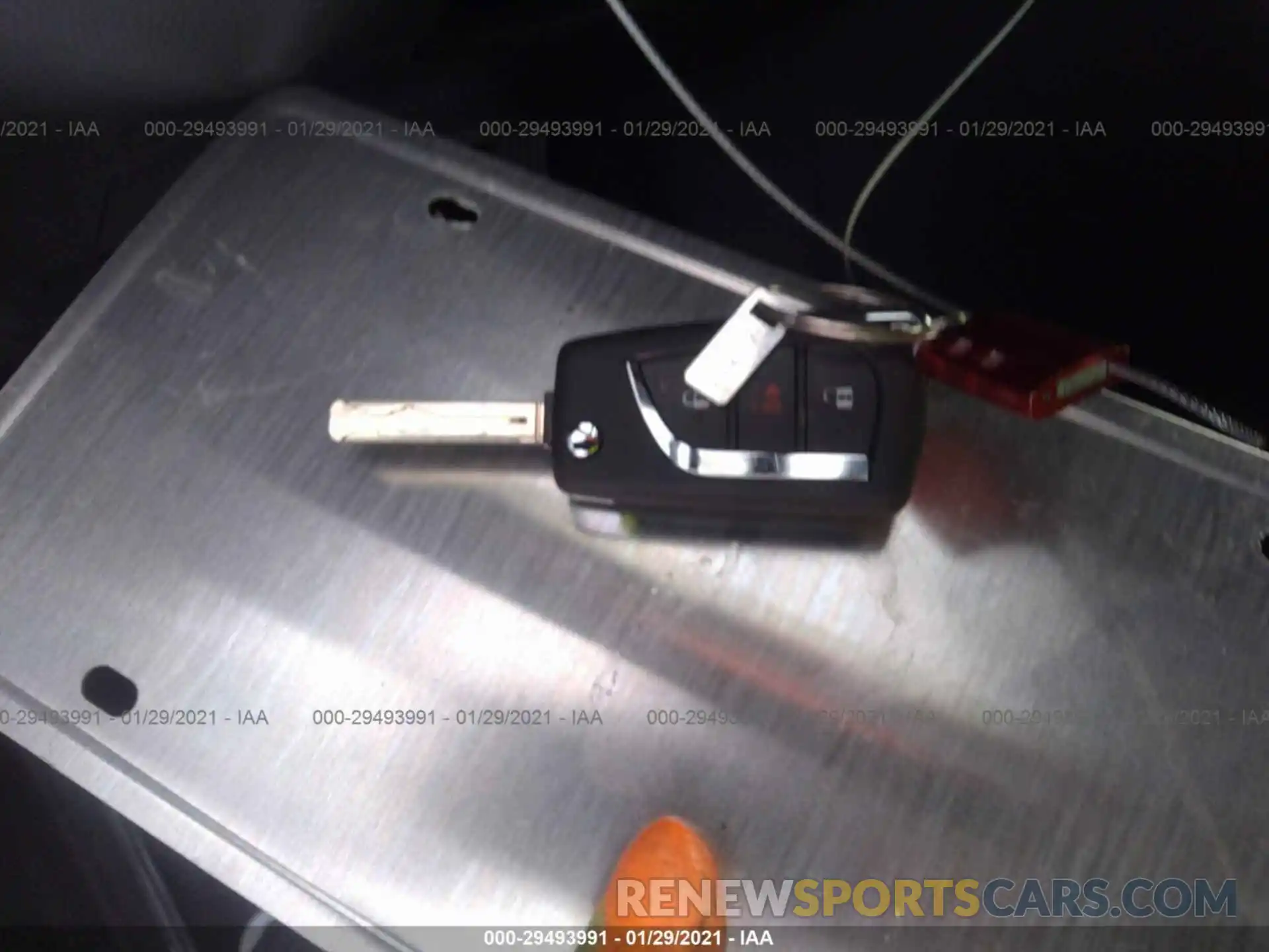 11 Photograph of a damaged car JTMH1RFV6KD512297 TOYOTA RAV4 2019