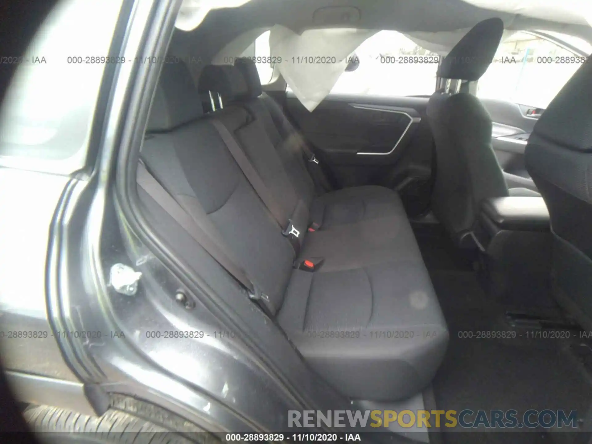 8 Фотография поврежденного автомобиля JTMH1RFV6KD512350 TOYOTA RAV4 2019