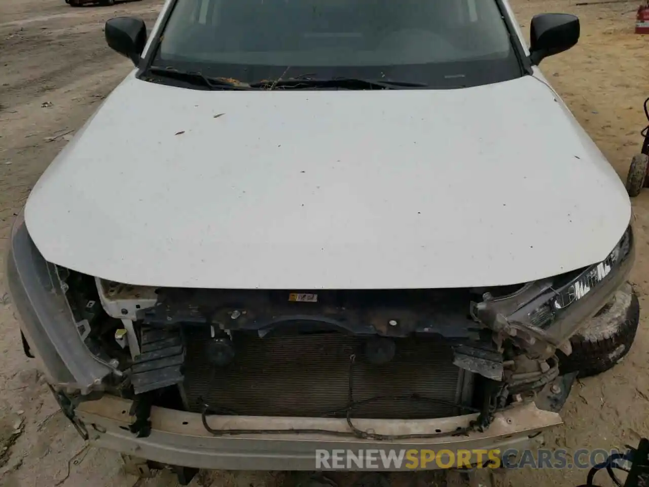 7 Photograph of a damaged car JTMH1RFV6KJ005921 TOYOTA RAV4 2019