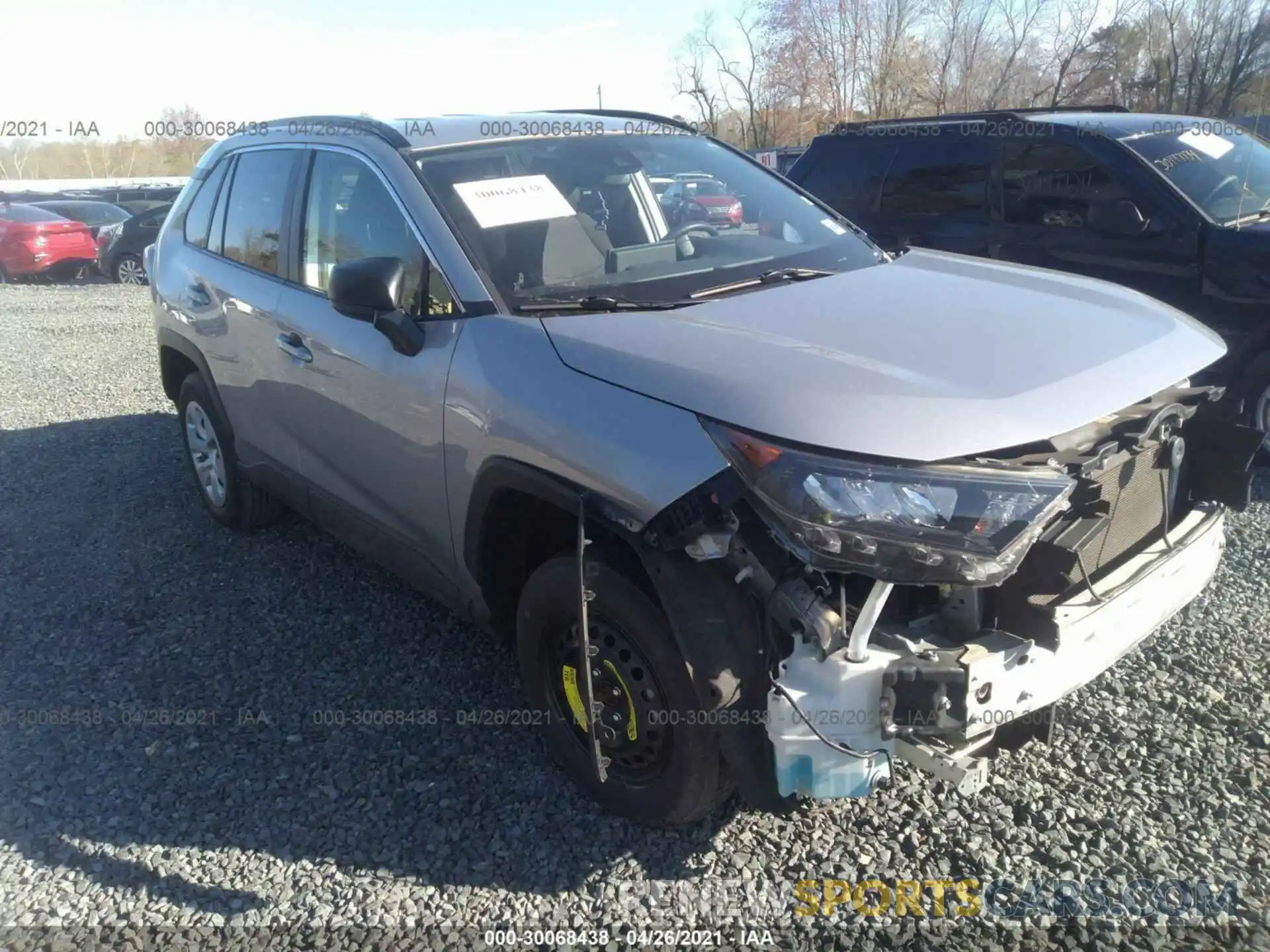 1 Photograph of a damaged car JTMH1RFV7KD007594 TOYOTA RAV4 2019