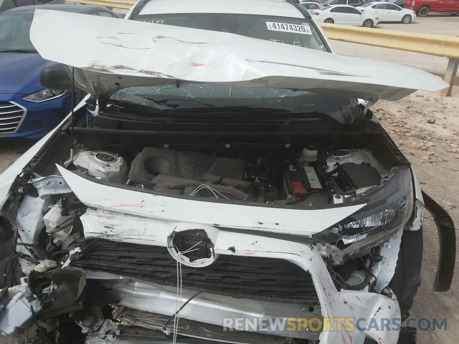 7 Photograph of a damaged car JTMH1RFV7KD014819 TOYOTA RAV4 2019