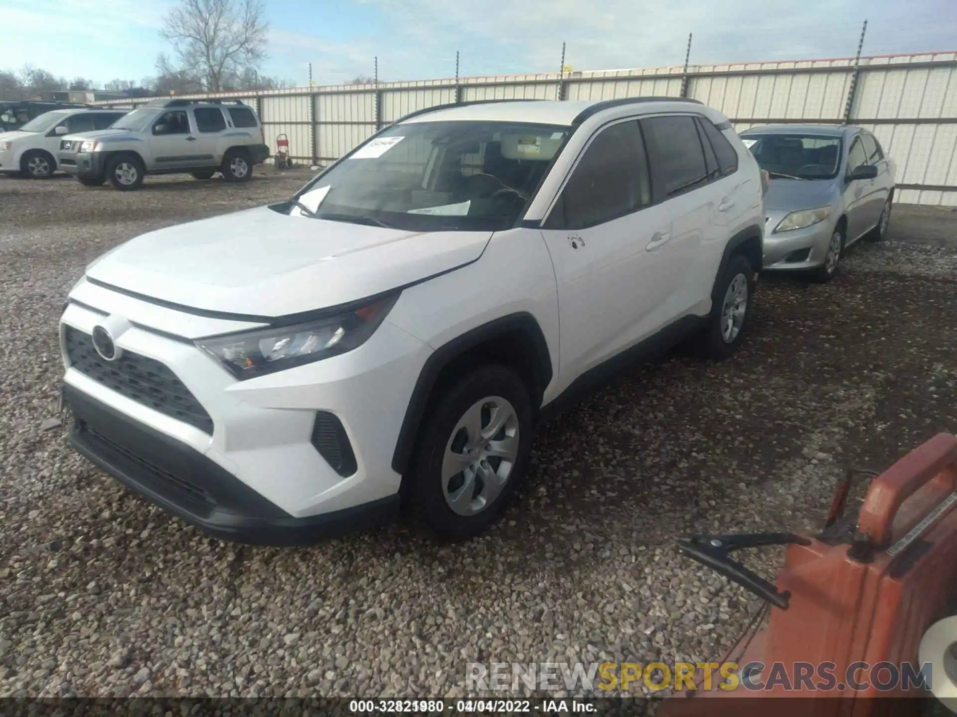 2 Photograph of a damaged car JTMH1RFV7KD029076 TOYOTA RAV4 2019