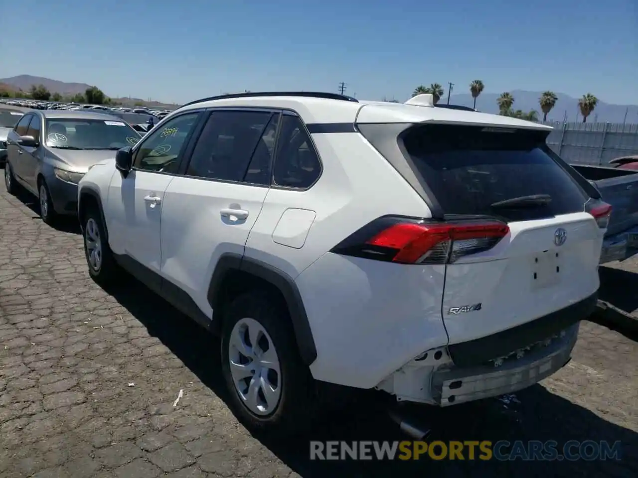 3 Photograph of a damaged car JTMH1RFV7KD500577 TOYOTA RAV4 2019