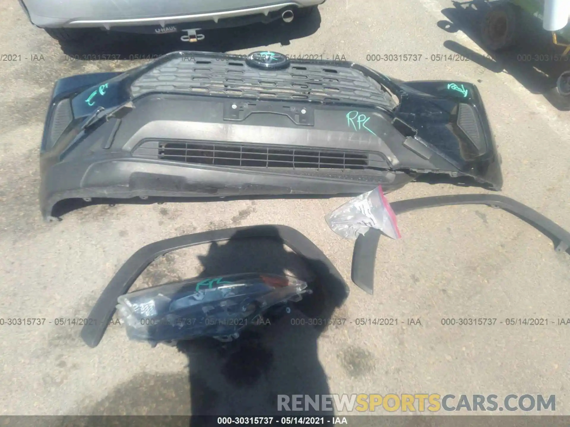 12 Photograph of a damaged car JTMH1RFV7KD502961 TOYOTA RAV4 2019