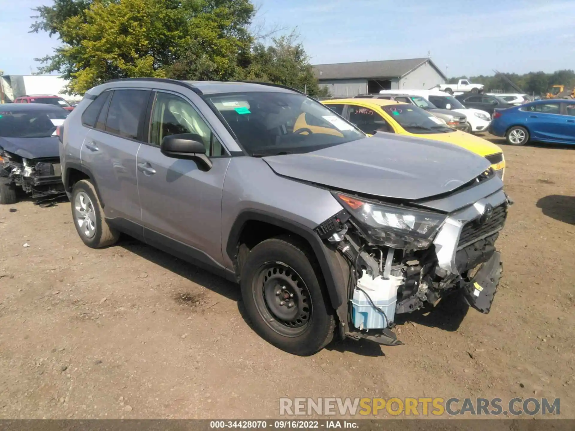 1 Photograph of a damaged car JTMH1RFV7KJ002297 TOYOTA RAV4 2019