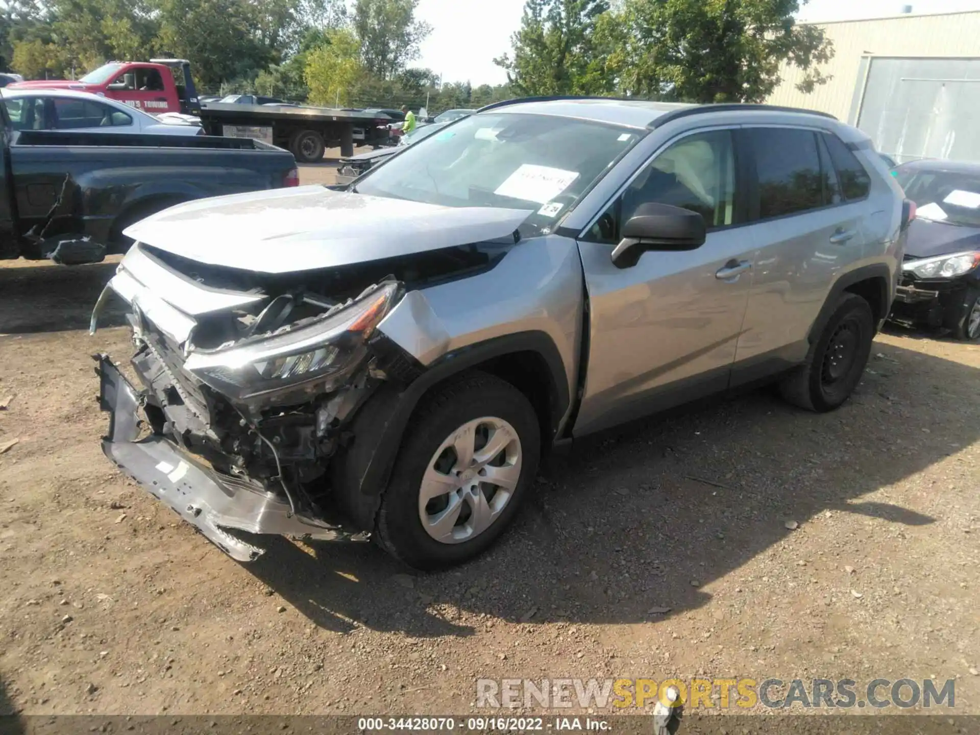 2 Photograph of a damaged car JTMH1RFV7KJ002297 TOYOTA RAV4 2019