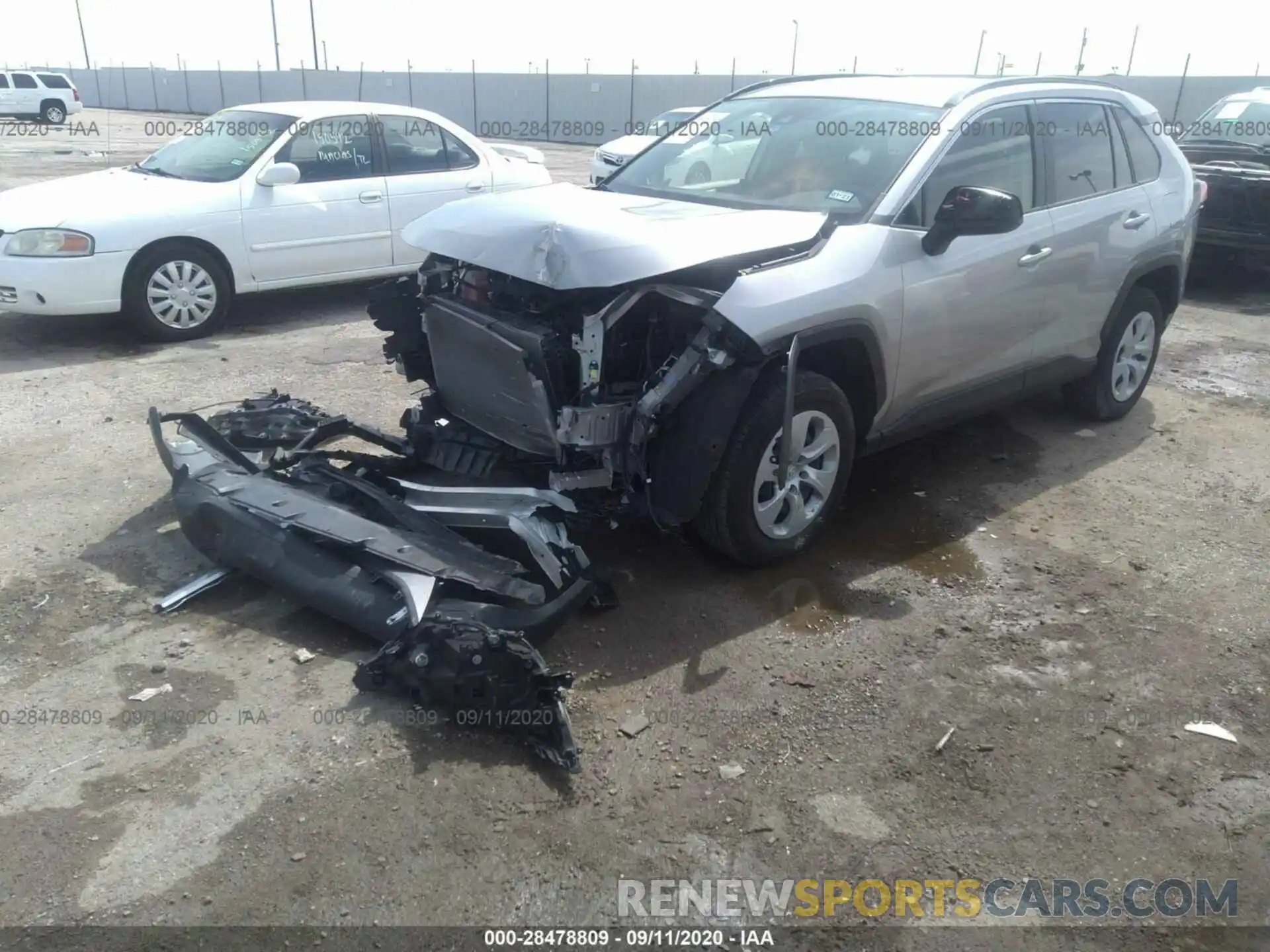 2 Photograph of a damaged car JTMH1RFV7KJ002977 TOYOTA RAV4 2019