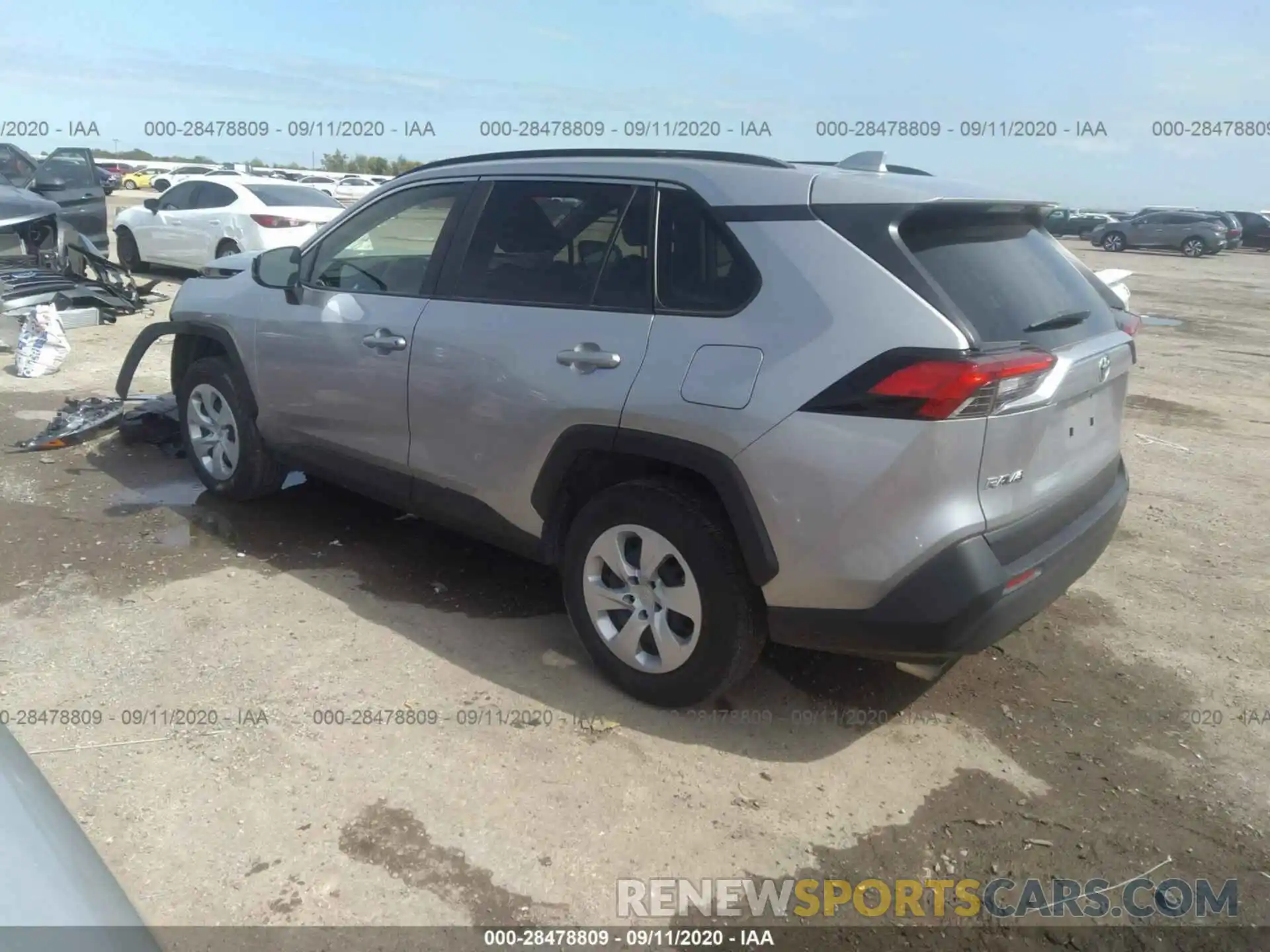 3 Photograph of a damaged car JTMH1RFV7KJ002977 TOYOTA RAV4 2019