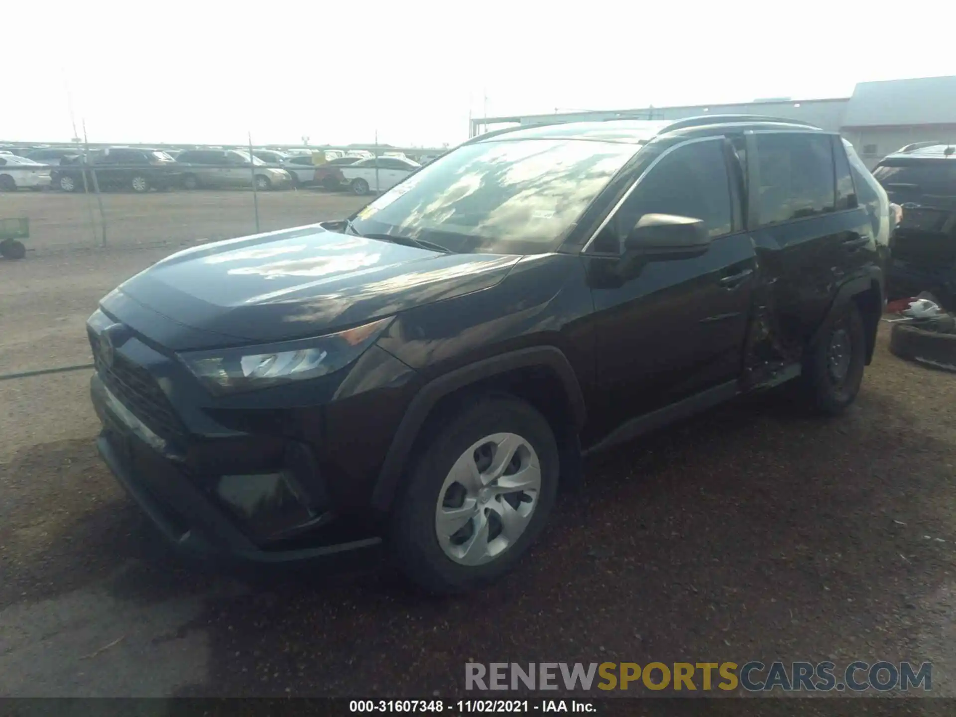 2 Photograph of a damaged car JTMH1RFV7KJ004003 TOYOTA RAV4 2019