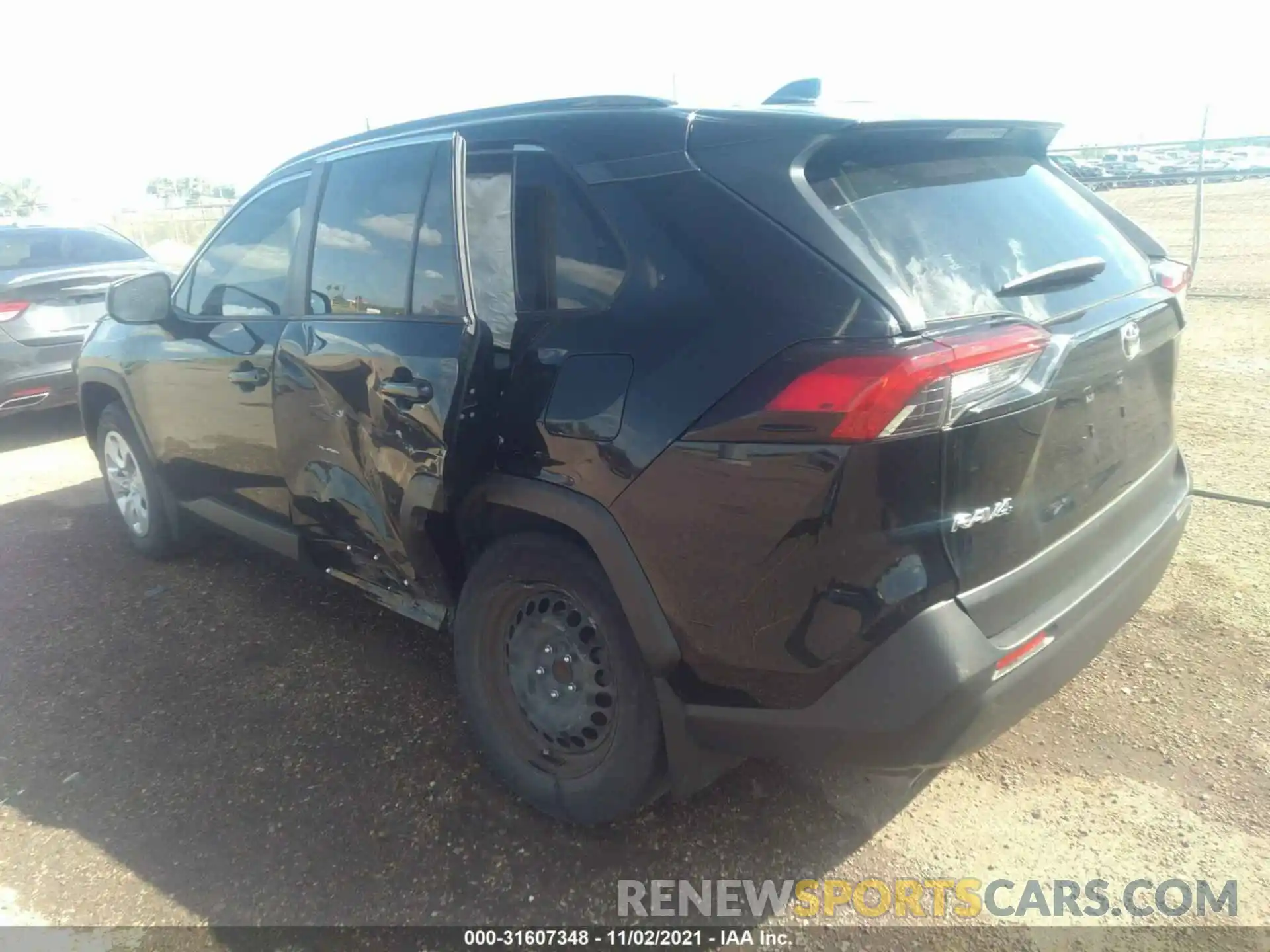 3 Photograph of a damaged car JTMH1RFV7KJ004003 TOYOTA RAV4 2019