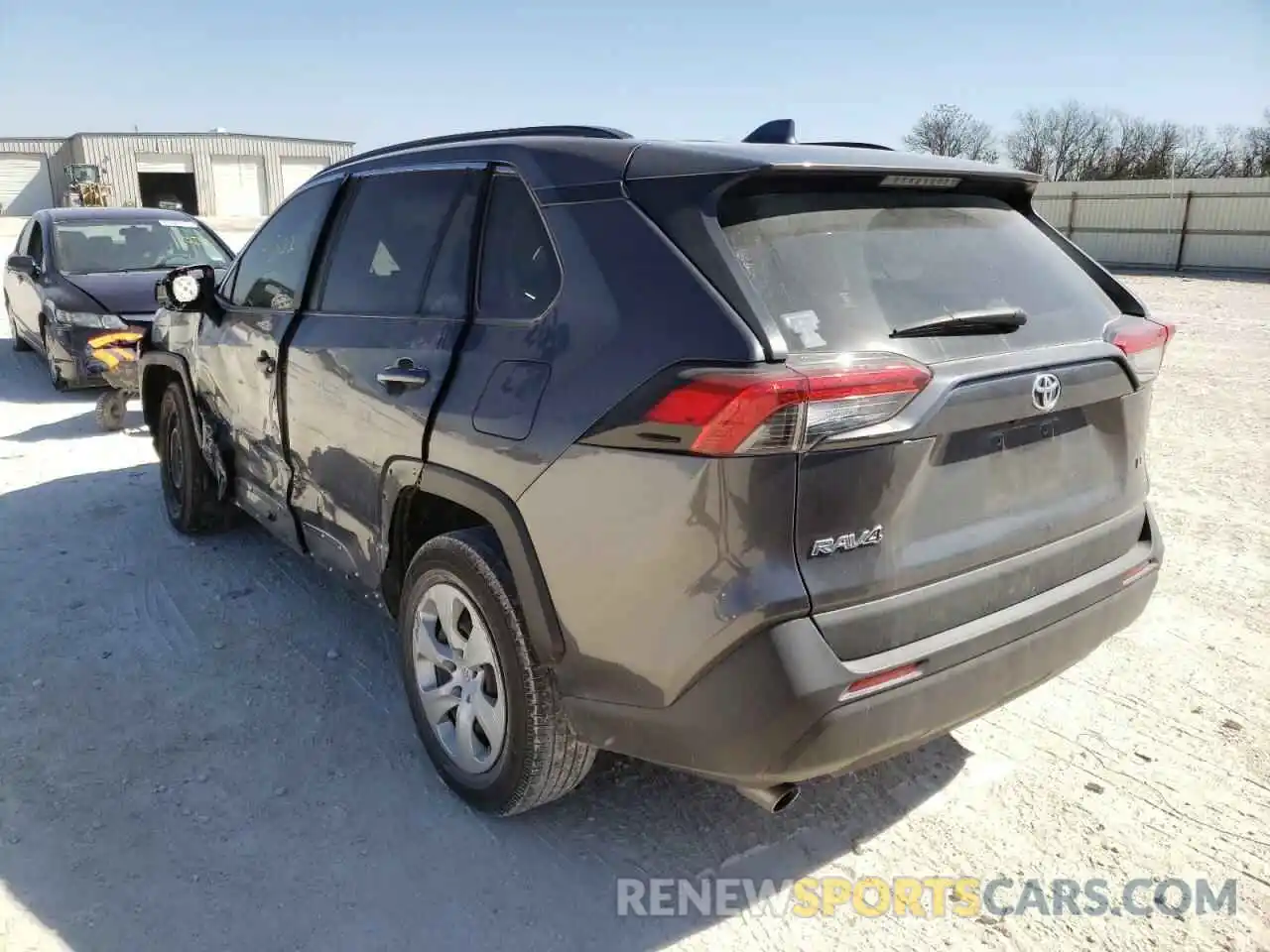 3 Photograph of a damaged car JTMH1RFV7KJ004471 TOYOTA RAV4 2019