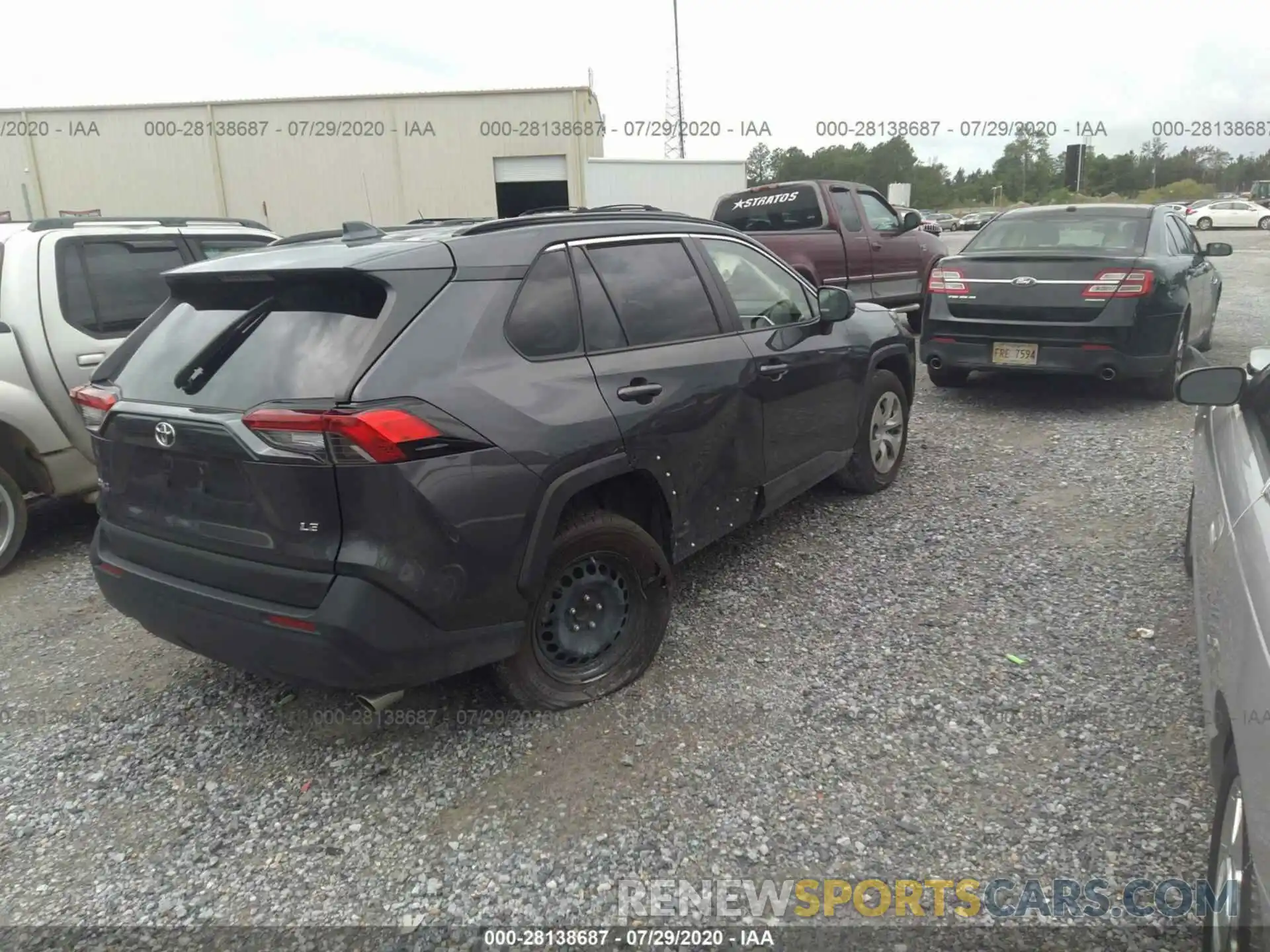 4 Photograph of a damaged car JTMH1RFV7KJ004809 TOYOTA RAV4 2019