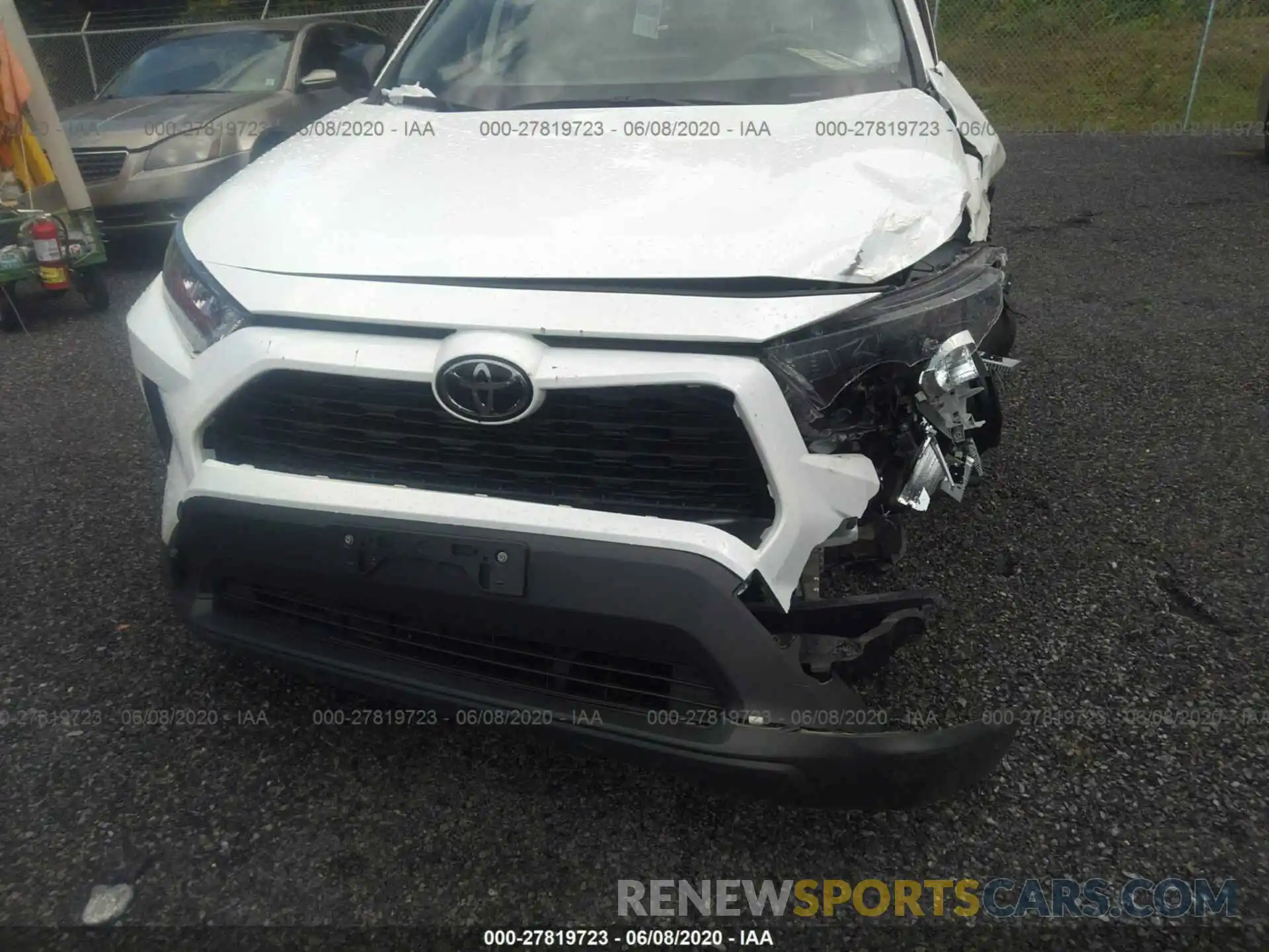 6 Photograph of a damaged car JTMH1RFV7KJ005166 TOYOTA RAV4 2019