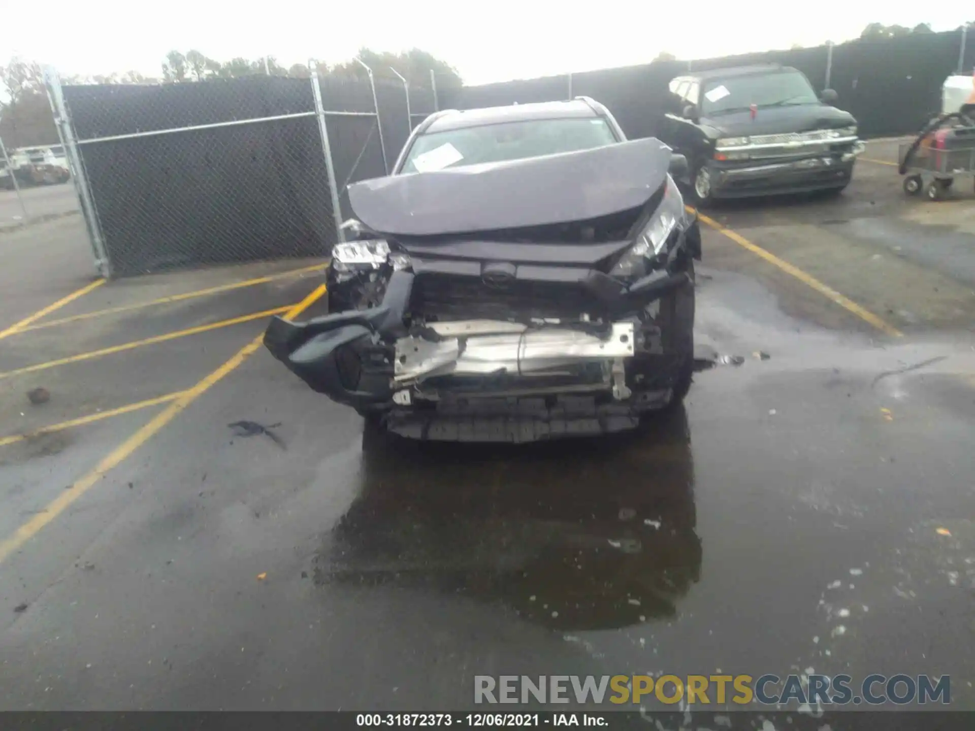 6 Photograph of a damaged car JTMH1RFV7KJ006379 TOYOTA RAV4 2019