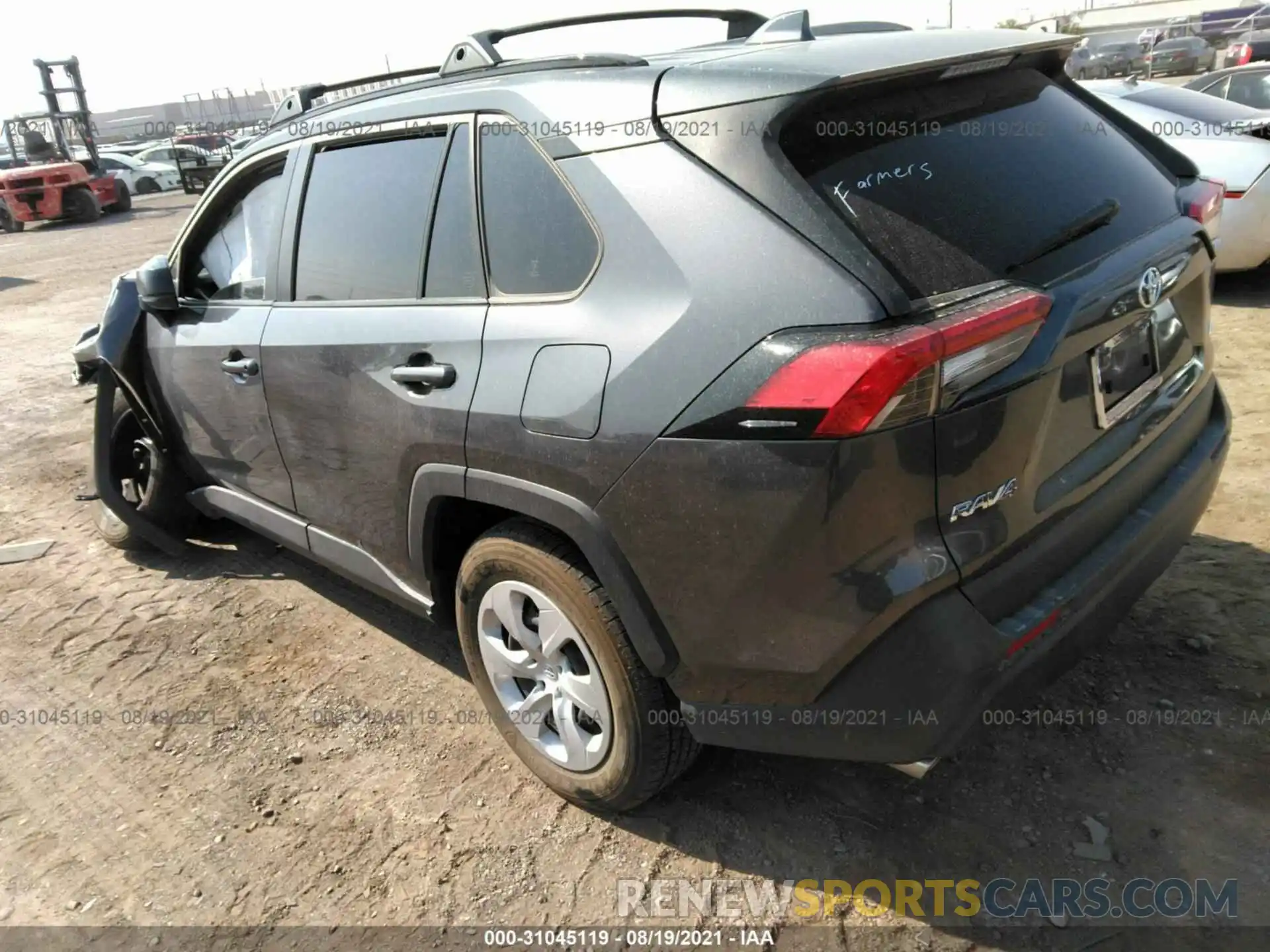 3 Фотография поврежденного автомобиля JTMH1RFV7KJ010285 TOYOTA RAV4 2019