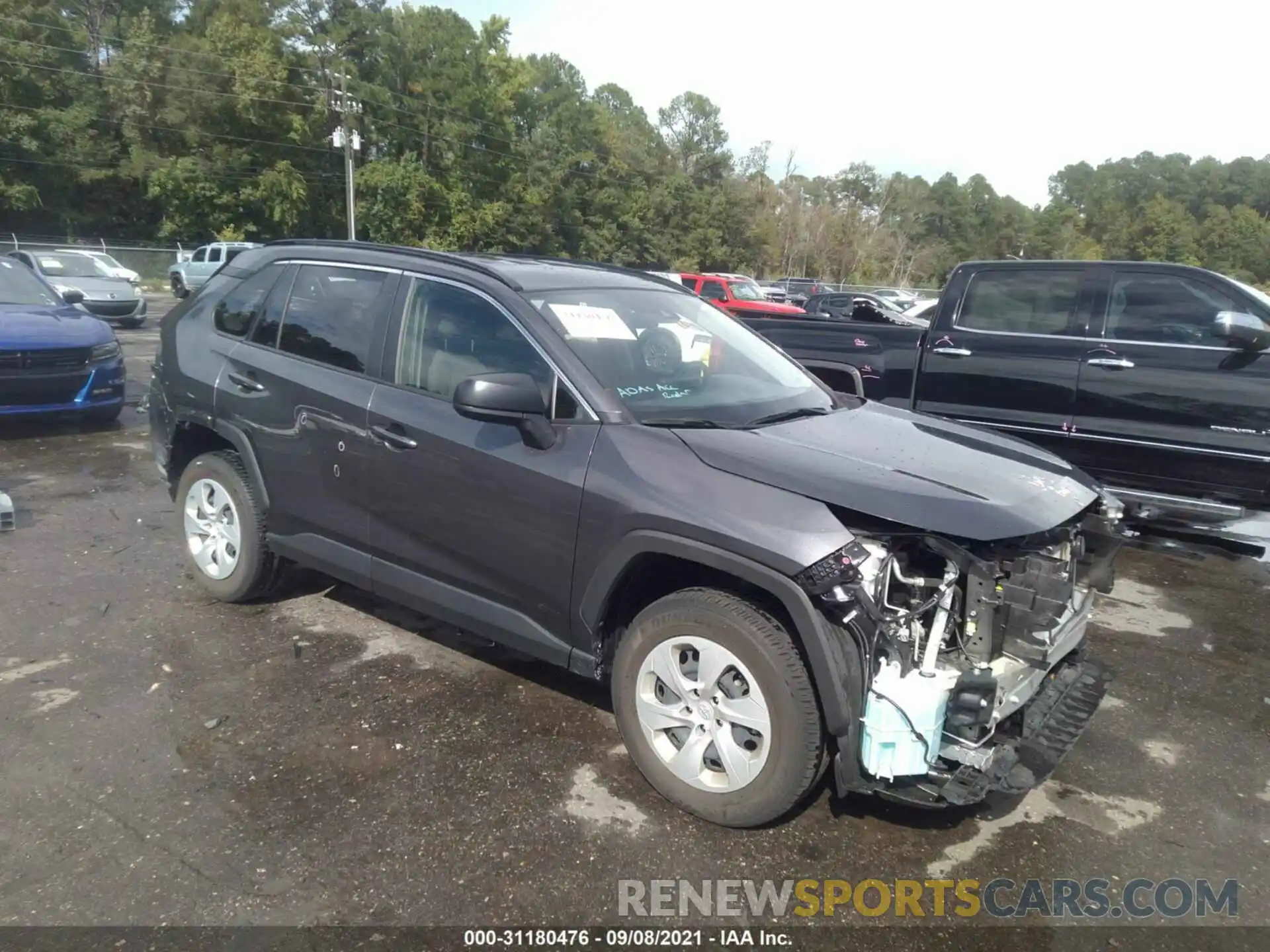 1 Photograph of a damaged car JTMH1RFV7KJ010853 TOYOTA RAV4 2019