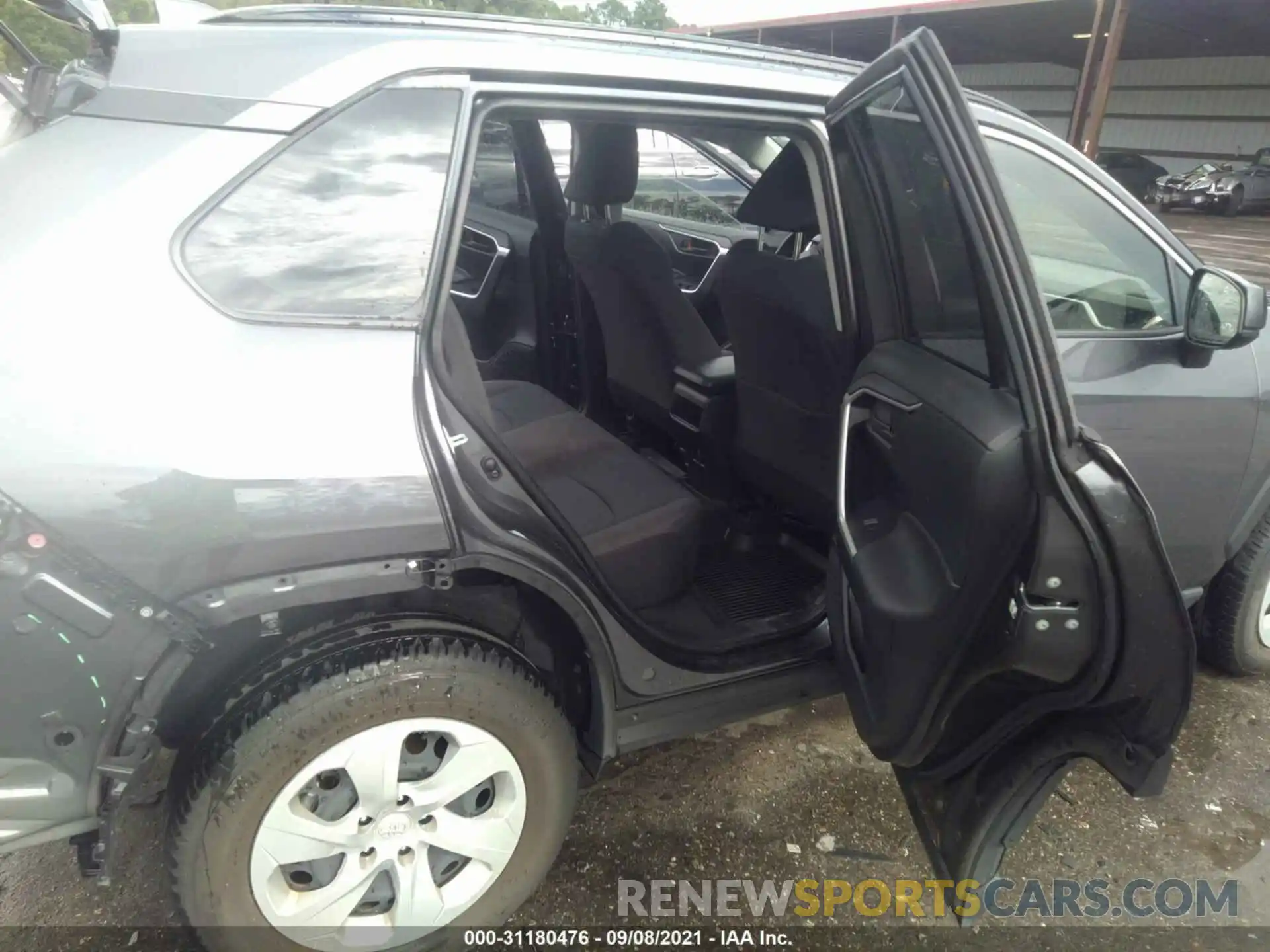 8 Фотография поврежденного автомобиля JTMH1RFV7KJ010853 TOYOTA RAV4 2019