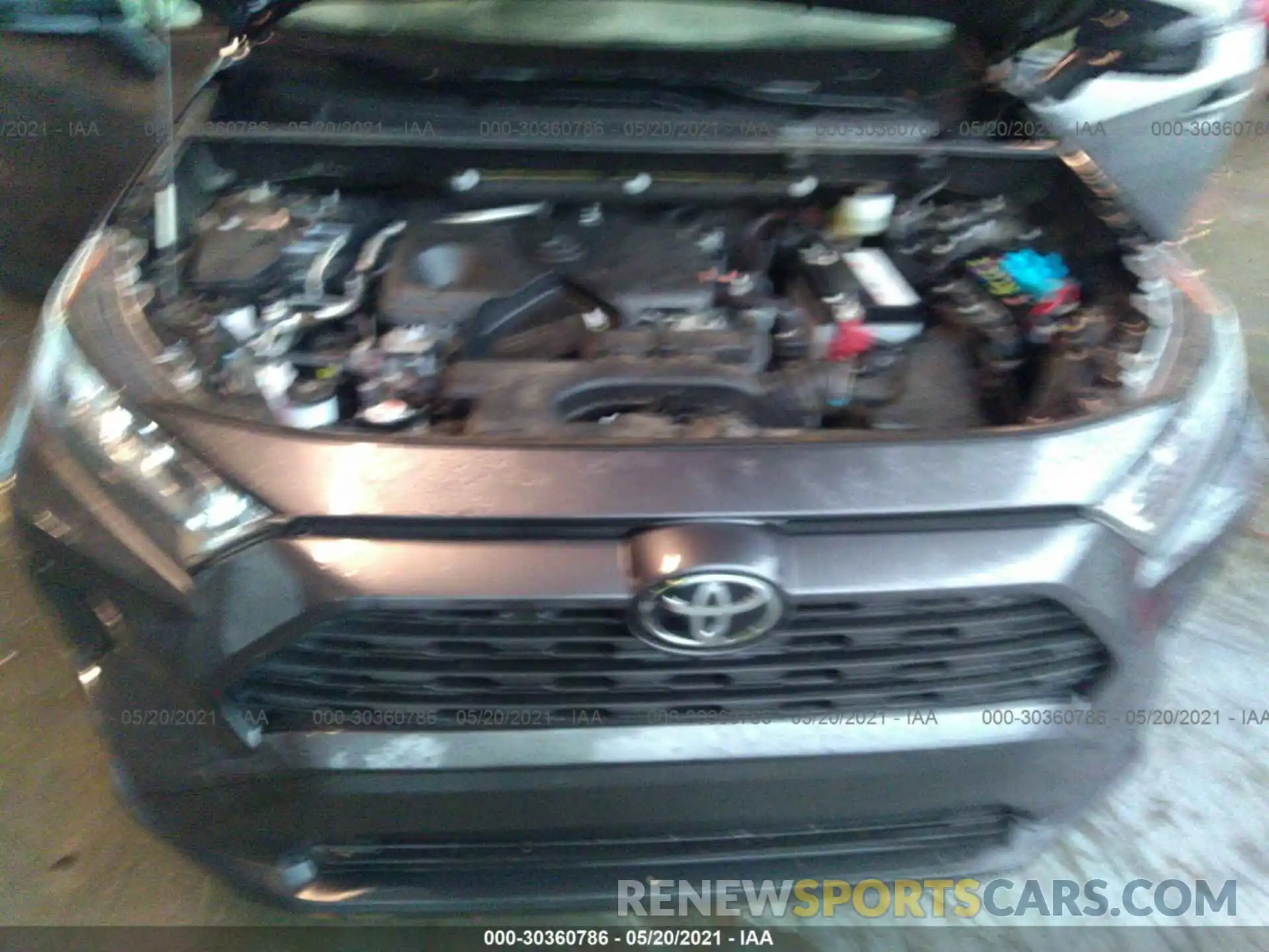 10 Photograph of a damaged car JTMH1RFV7KJ012070 TOYOTA RAV4 2019