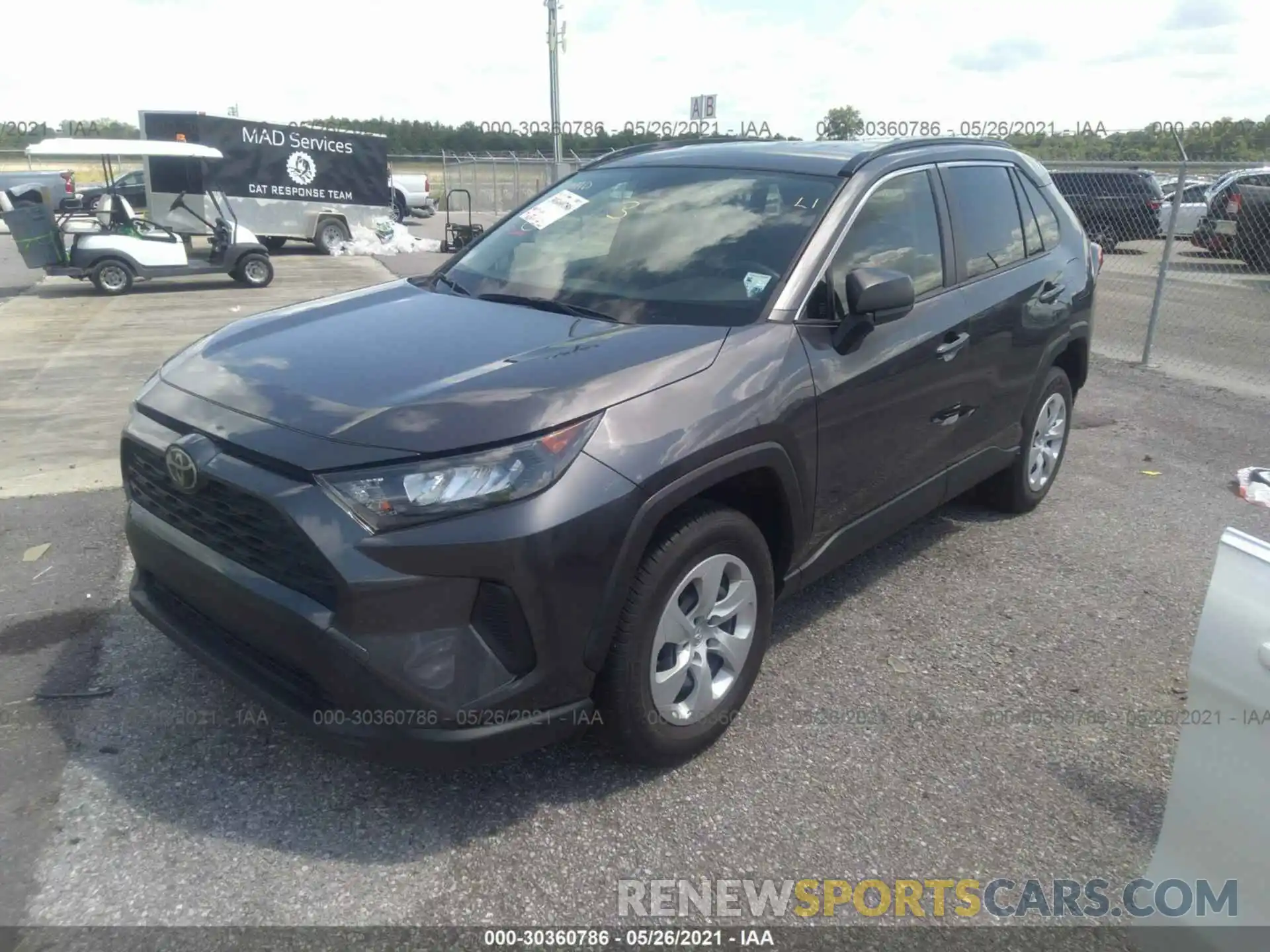 2 Фотография поврежденного автомобиля JTMH1RFV7KJ012070 TOYOTA RAV4 2019