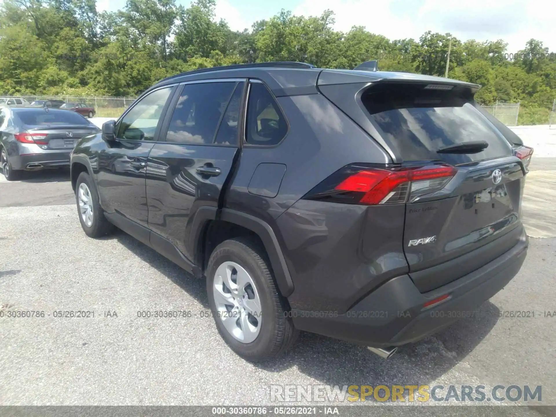 3 Фотография поврежденного автомобиля JTMH1RFV7KJ012070 TOYOTA RAV4 2019