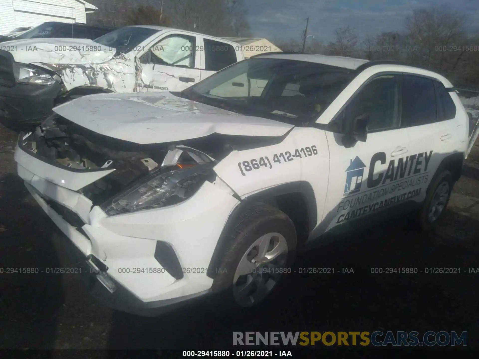 2 Photograph of a damaged car JTMH1RFV8KD005725 TOYOTA RAV4 2019