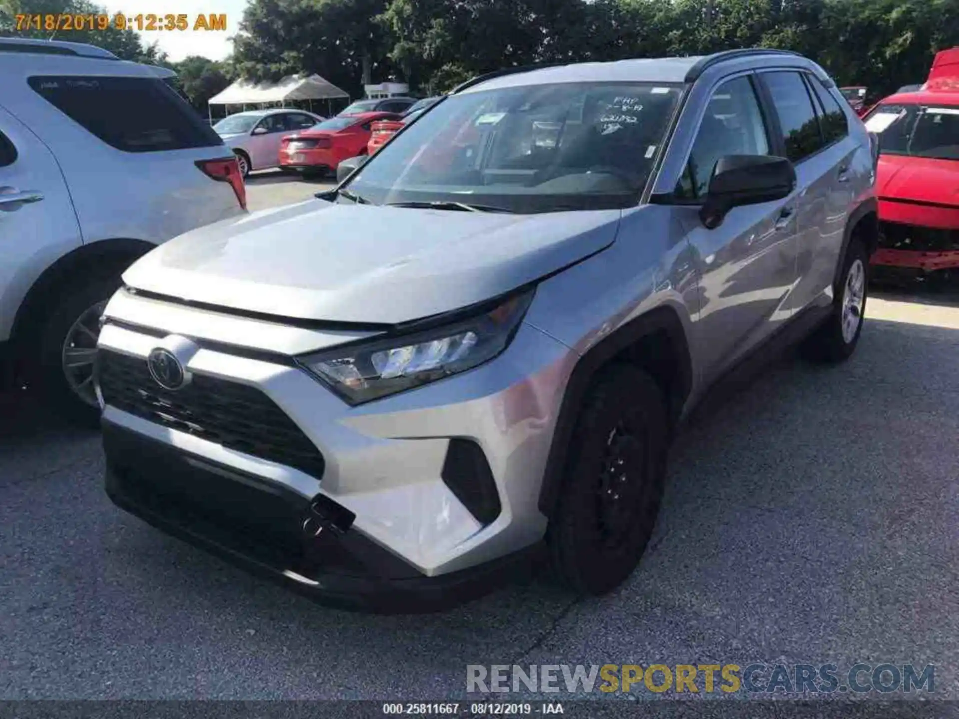 15 Фотография поврежденного автомобиля JTMH1RFV8KD012156 TOYOTA RAV4 2019