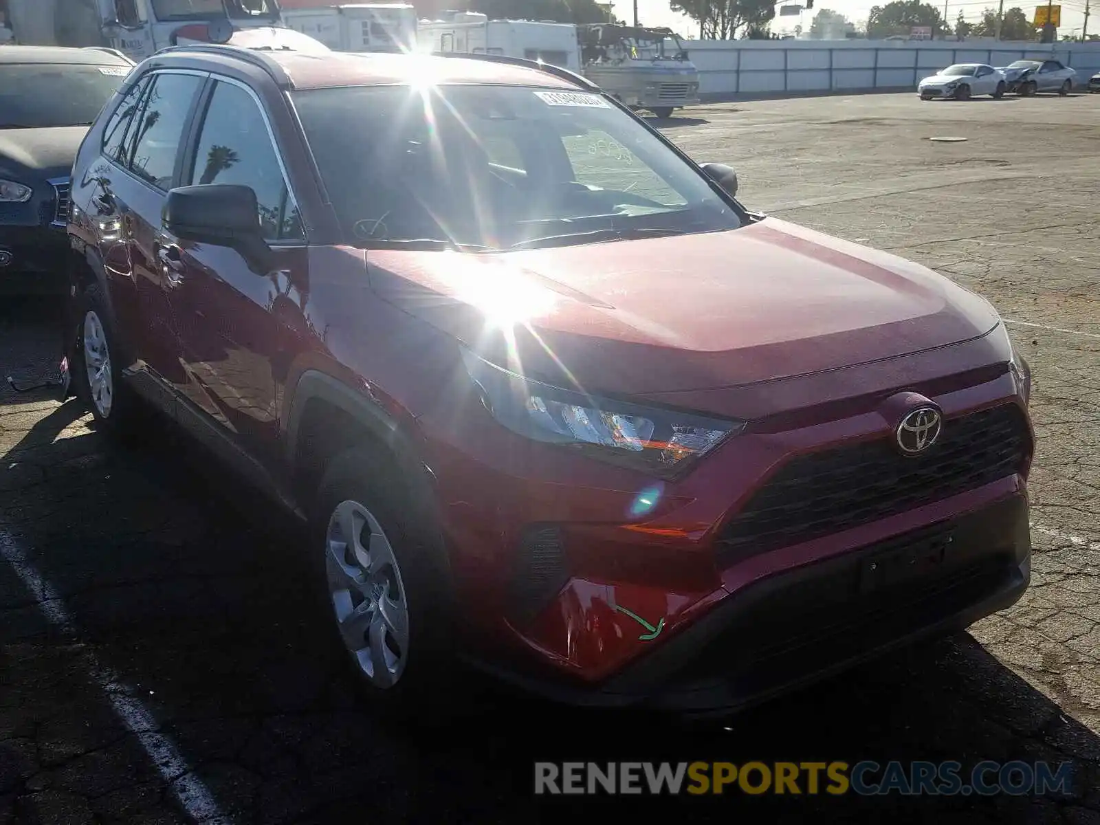 1 Photograph of a damaged car JTMH1RFV8KD015509 TOYOTA RAV4 2019