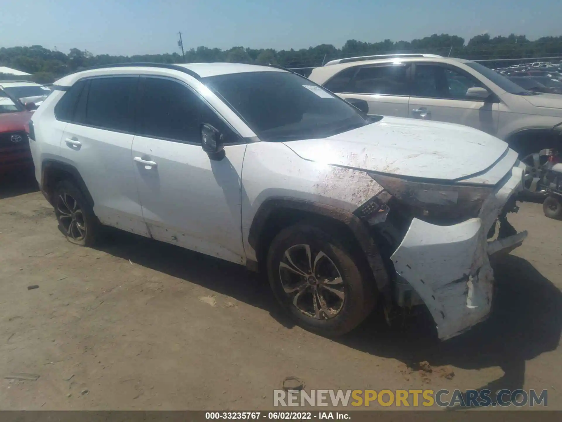 1 Photograph of a damaged car JTMH1RFV8KD041267 TOYOTA RAV4 2019