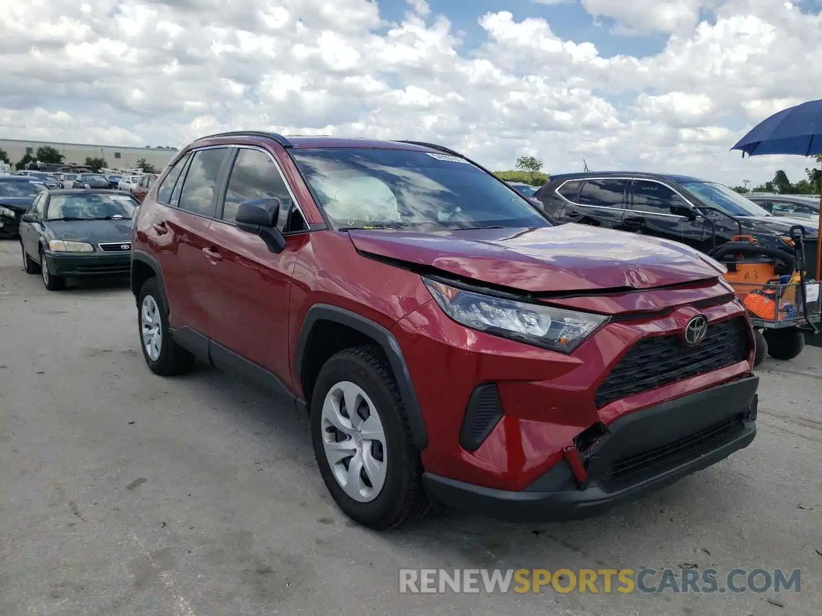 1 Photograph of a damaged car JTMH1RFV8KD041706 TOYOTA RAV4 2019