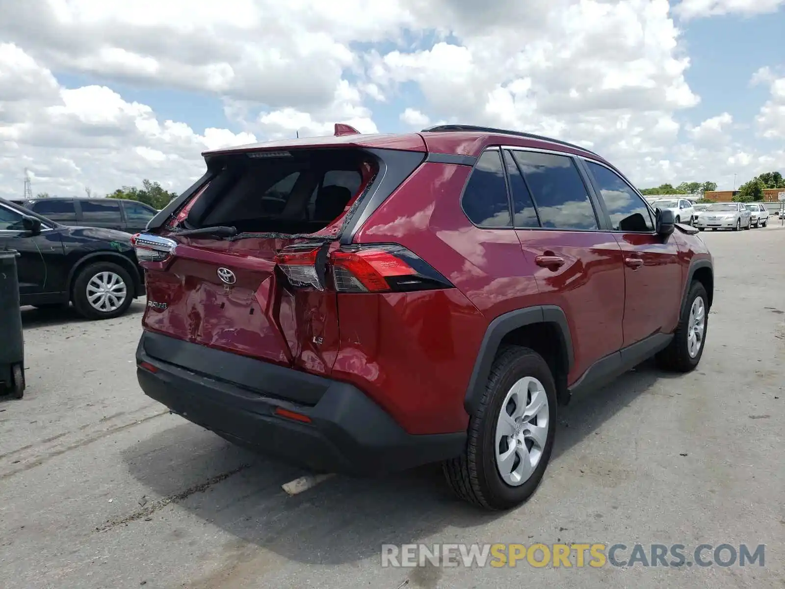 4 Photograph of a damaged car JTMH1RFV8KD041706 TOYOTA RAV4 2019