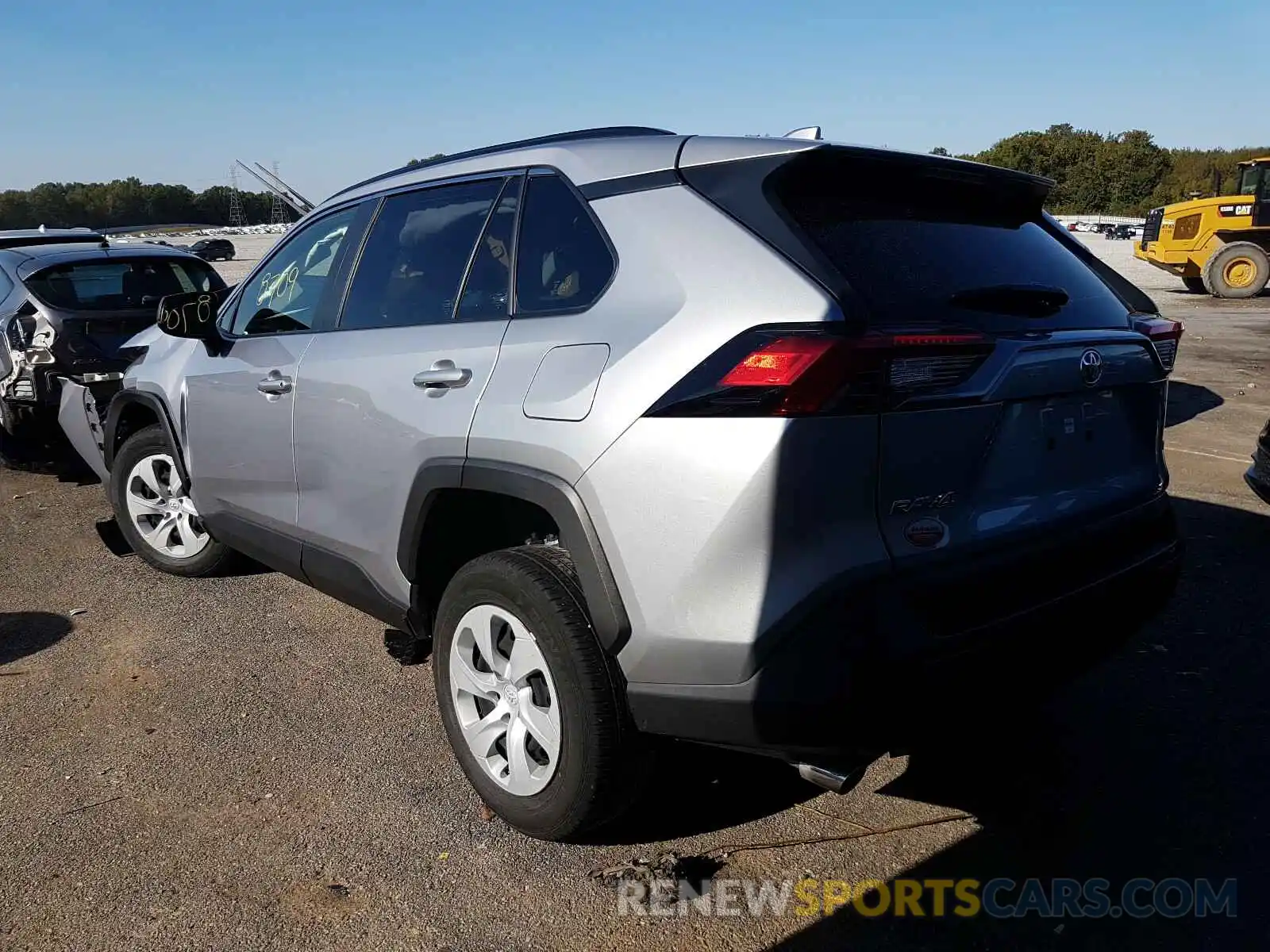 3 Photograph of a damaged car JTMH1RFV8KD500006 TOYOTA RAV4 2019