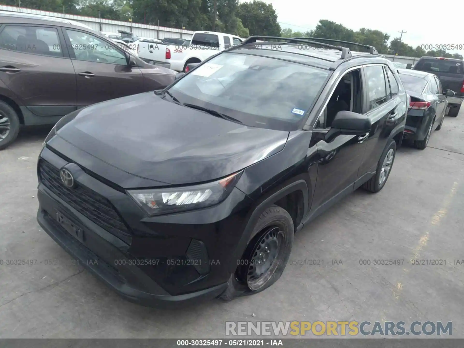 2 Photograph of a damaged car JTMH1RFV8KD508381 TOYOTA RAV4 2019