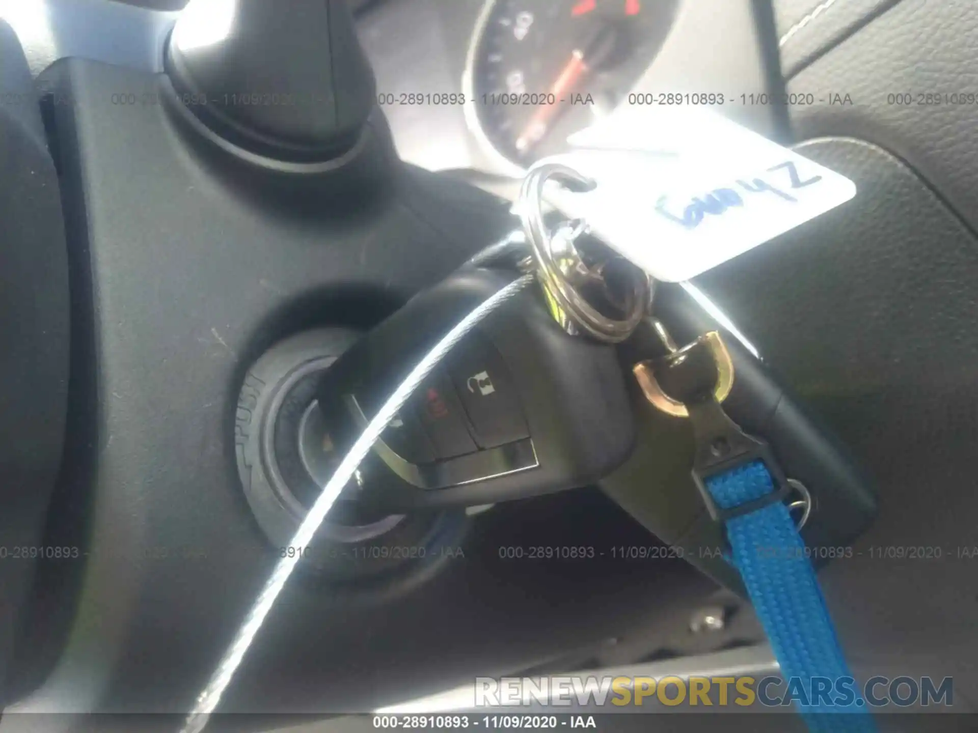 11 Фотография поврежденного автомобиля JTMH1RFV8KD512429 TOYOTA RAV4 2019