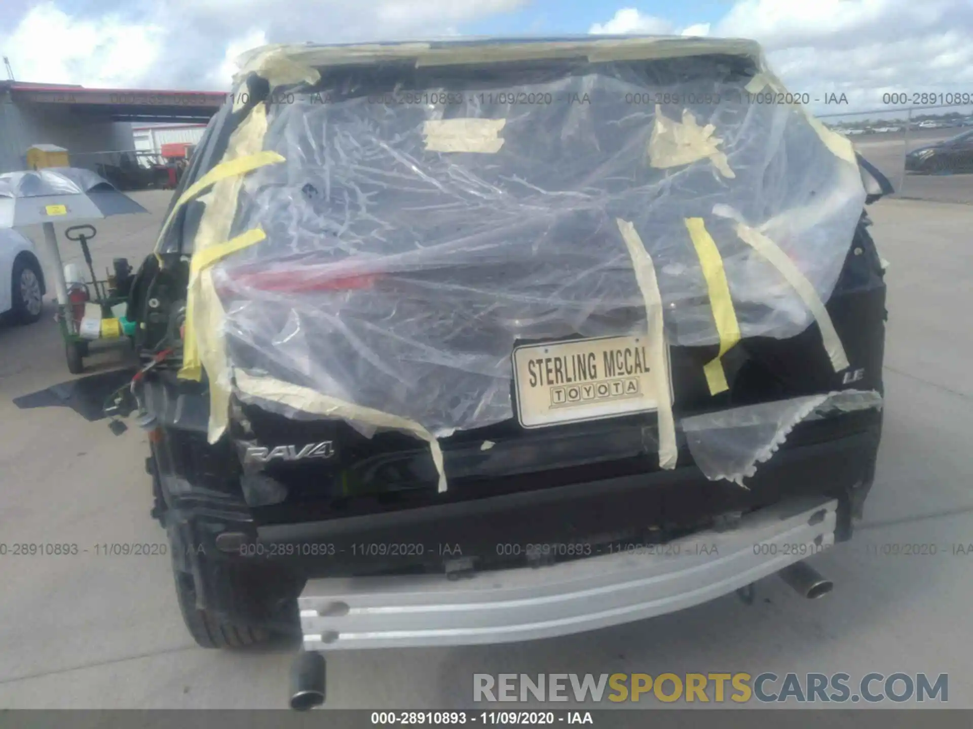 6 Photograph of a damaged car JTMH1RFV8KD512429 TOYOTA RAV4 2019