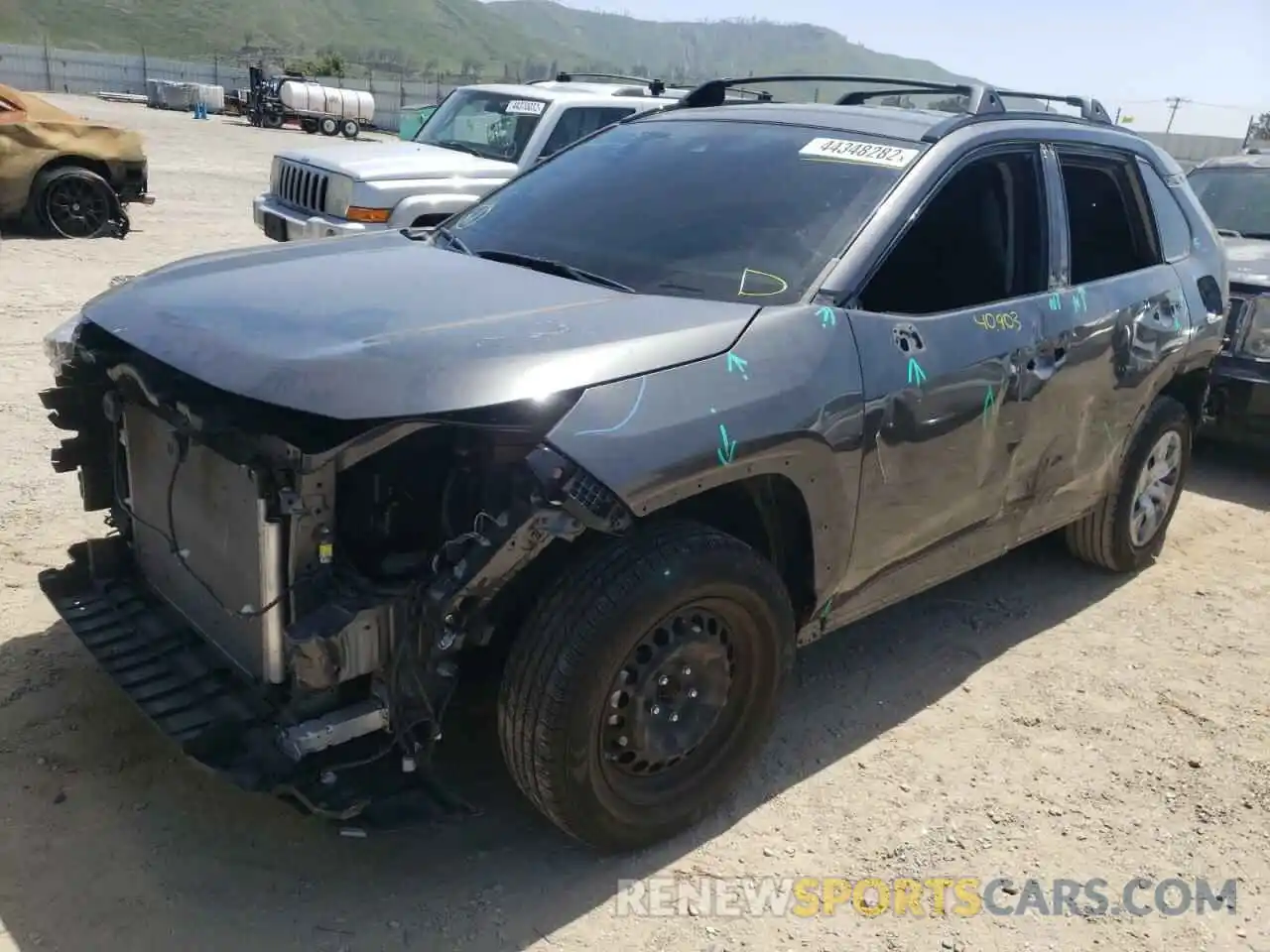 2 Photograph of a damaged car JTMH1RFV8KJ005936 TOYOTA RAV4 2019