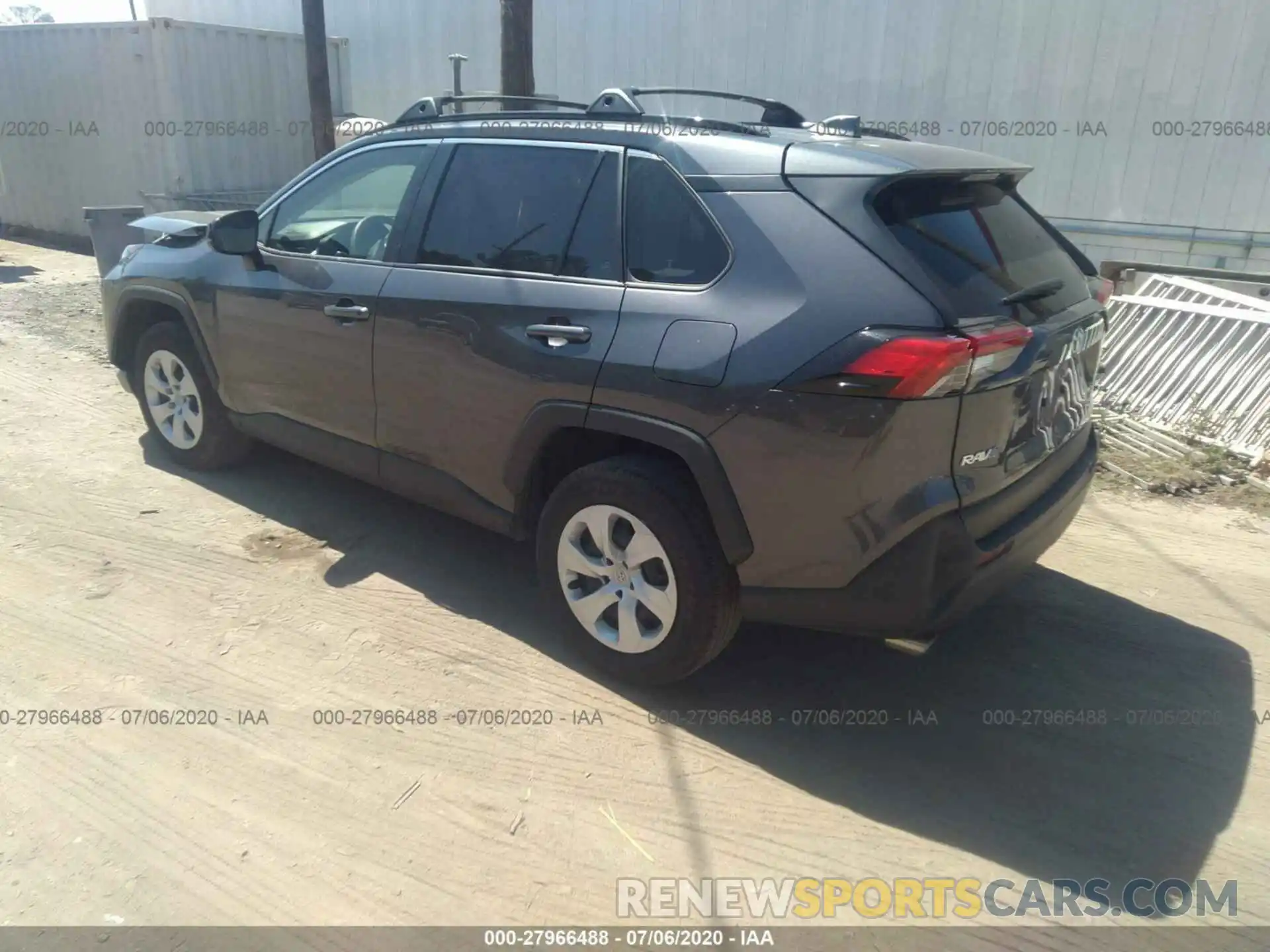 3 Photograph of a damaged car JTMH1RFV8KJ007816 TOYOTA RAV4 2019