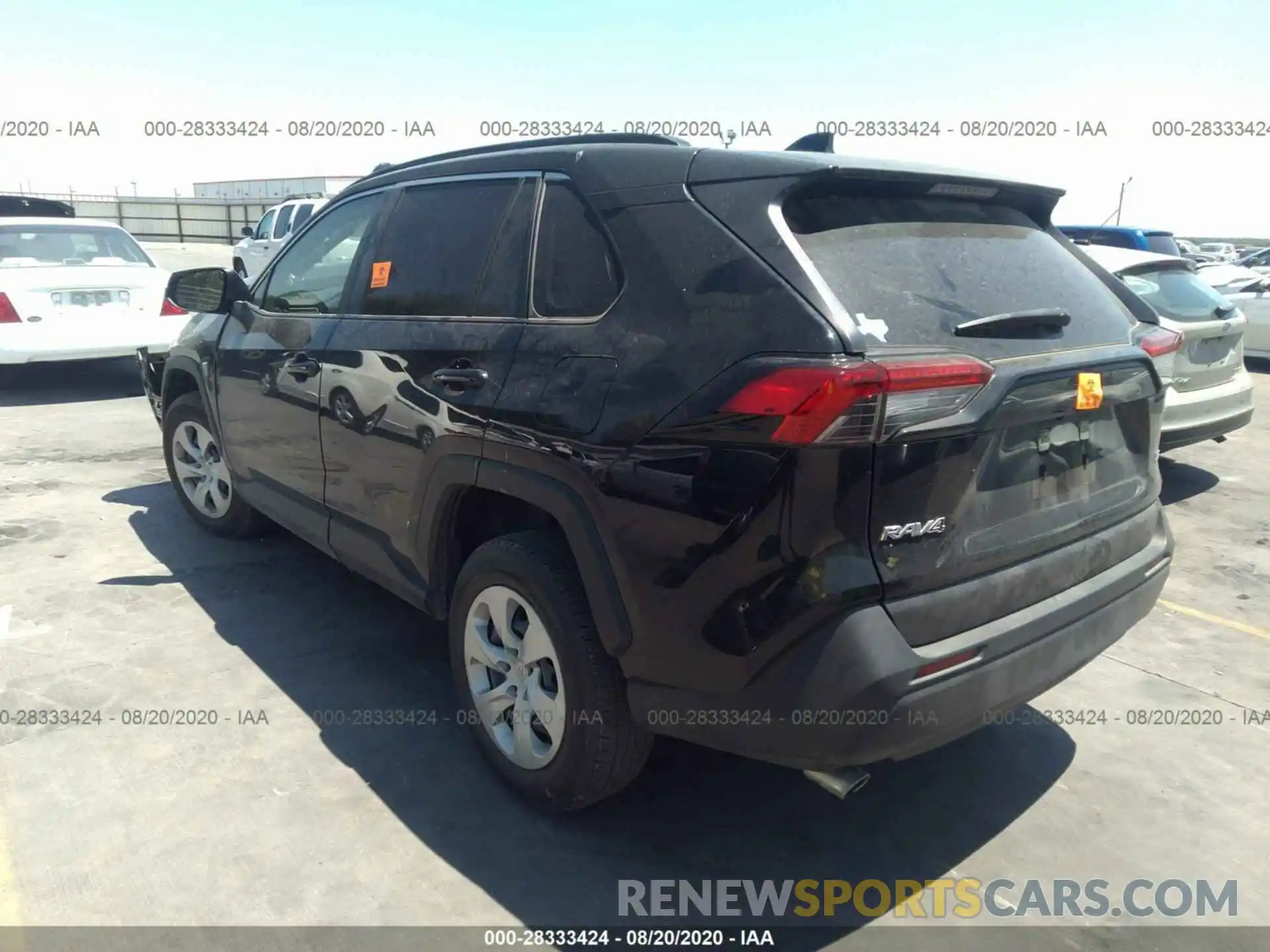 3 Photograph of a damaged car JTMH1RFV8KJ015009 TOYOTA RAV4 2019