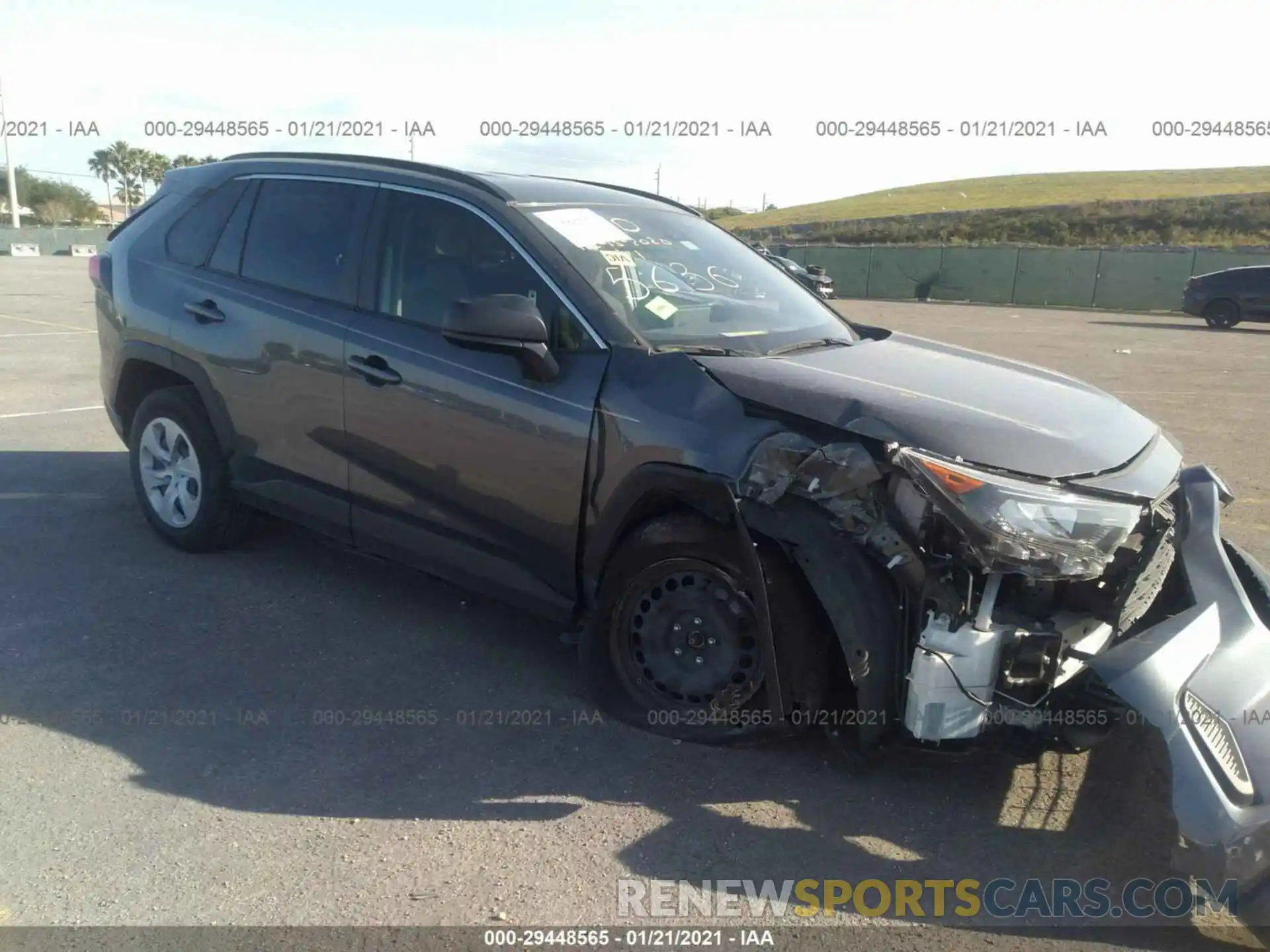 1 Фотография поврежденного автомобиля JTMH1RFV9KD005636 TOYOTA RAV4 2019