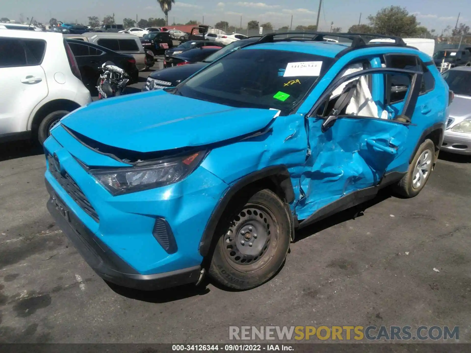 2 Фотография поврежденного автомобиля JTMH1RFV9KD030715 TOYOTA RAV4 2019