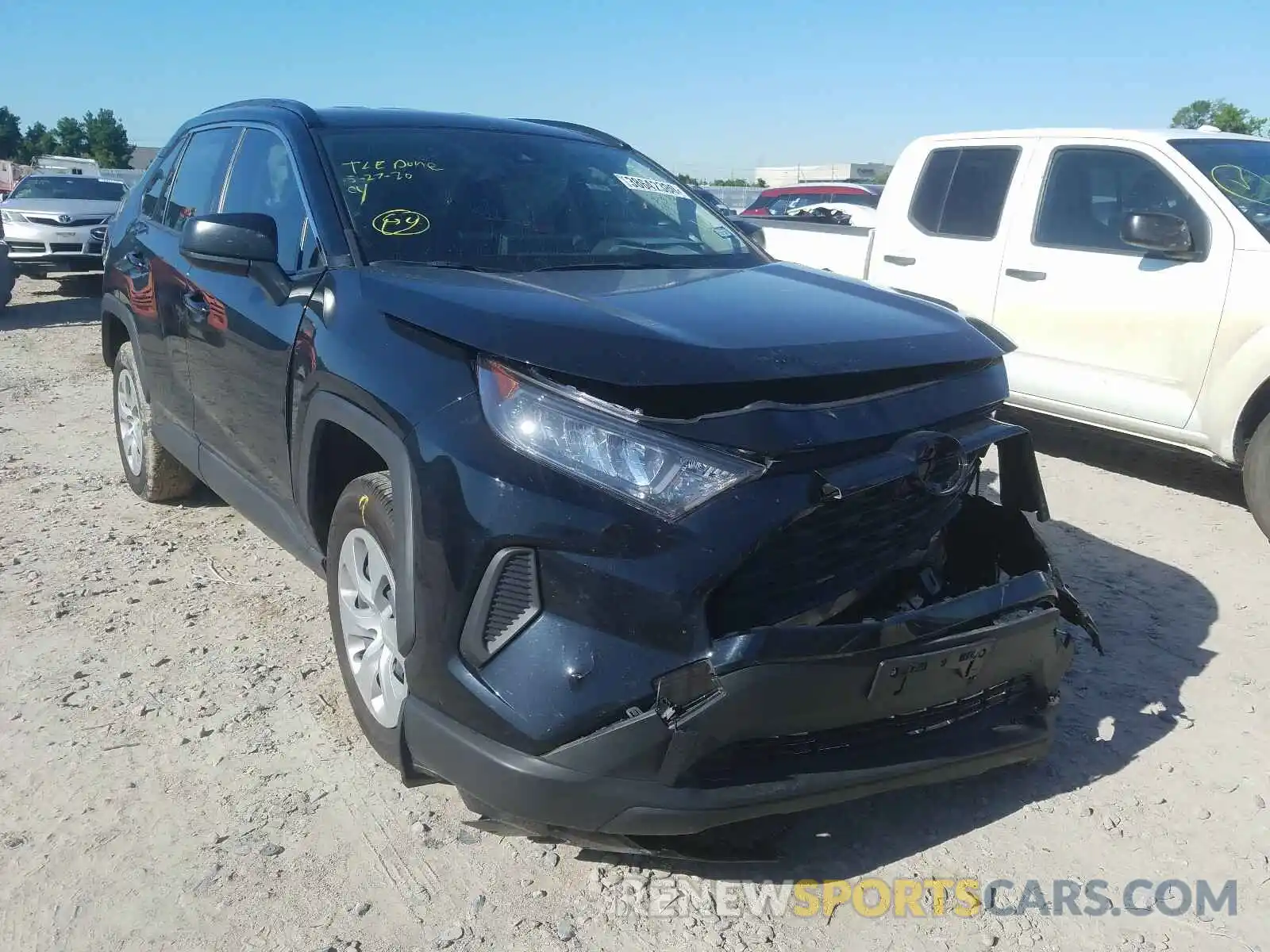 1 Photograph of a damaged car JTMH1RFV9KD035042 TOYOTA RAV4 2019