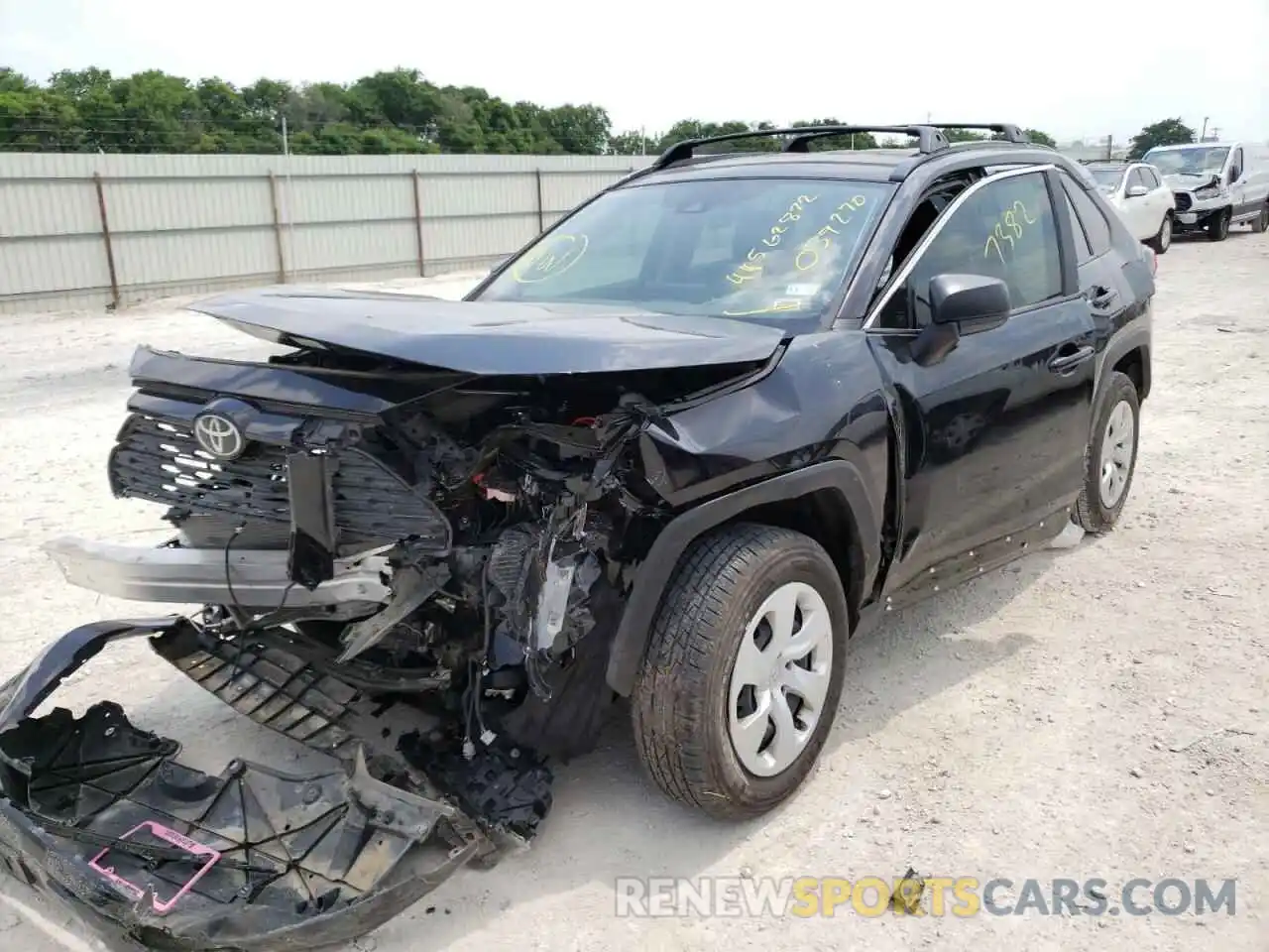 2 Photograph of a damaged car JTMH1RFV9KD039270 TOYOTA RAV4 2019