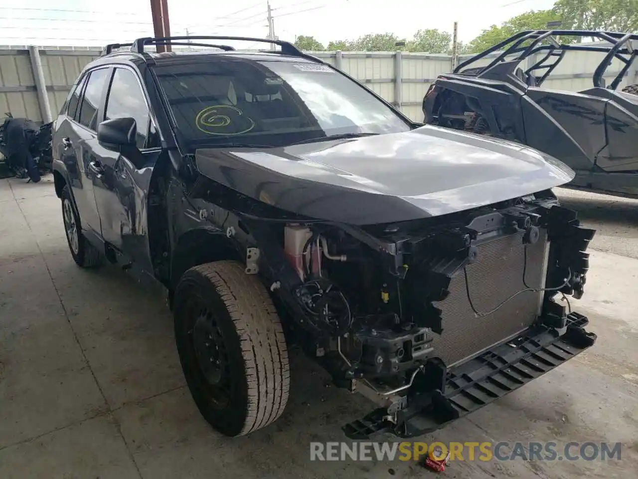 1 Photograph of a damaged car JTMH1RFV9KD501259 TOYOTA RAV4 2019