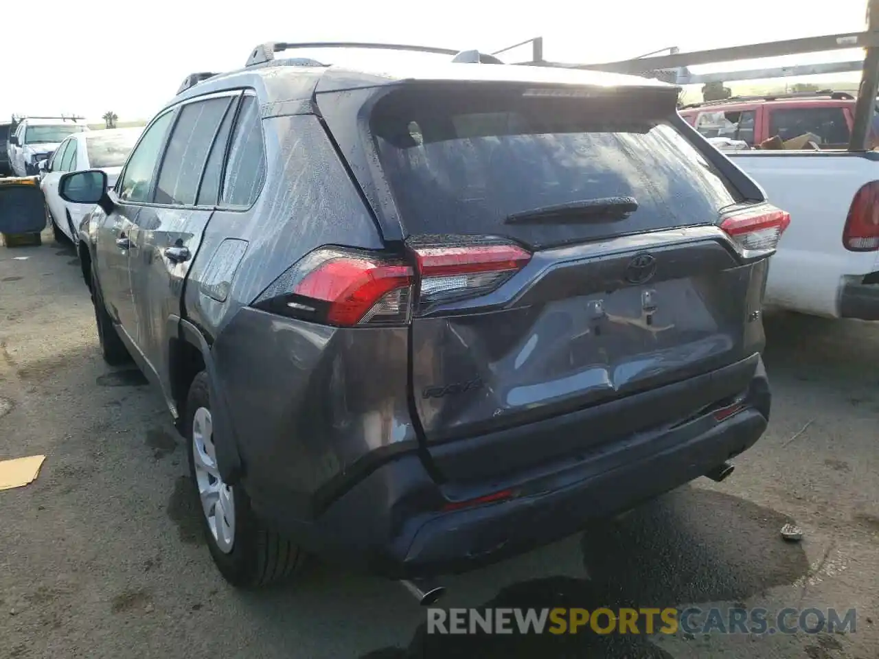 3 Фотография поврежденного автомобиля JTMH1RFV9KD501746 TOYOTA RAV4 2019