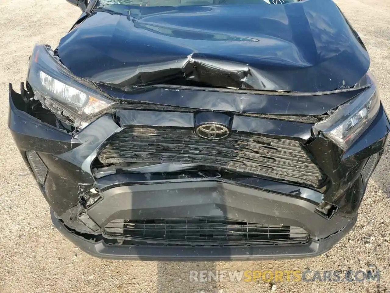 9 Photograph of a damaged car JTMH1RFV9KD505957 TOYOTA RAV4 2019