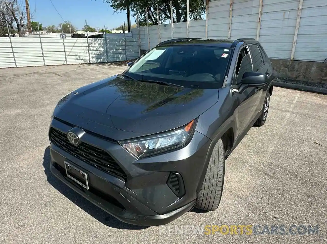 2 Photograph of a damaged car JTMH1RFV9KD508129 TOYOTA RAV4 2019