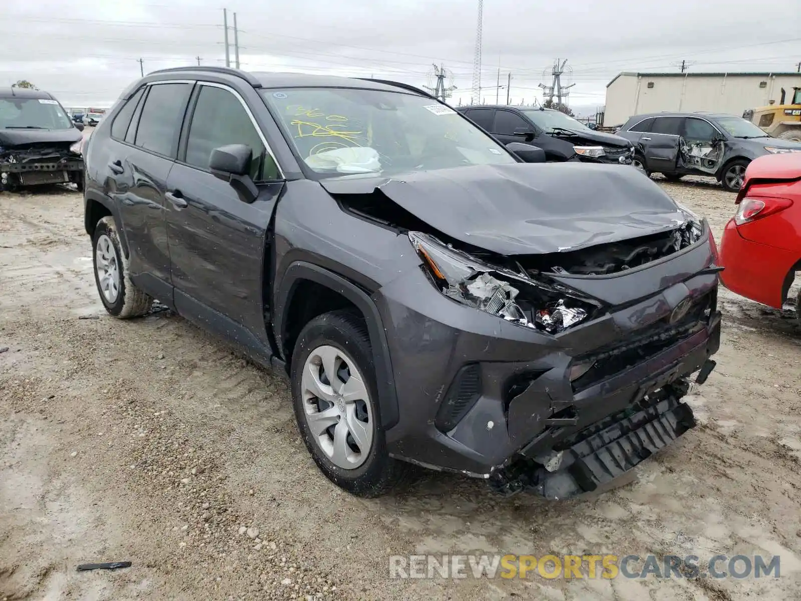 1 Photograph of a damaged car JTMH1RFV9KJ004679 TOYOTA RAV4 2019