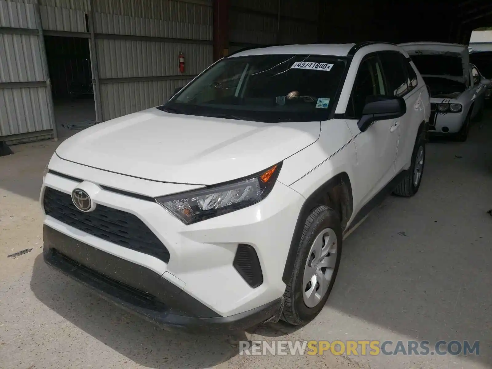 2 Photograph of a damaged car JTMH1RFV9KJ006660 TOYOTA RAV4 2019