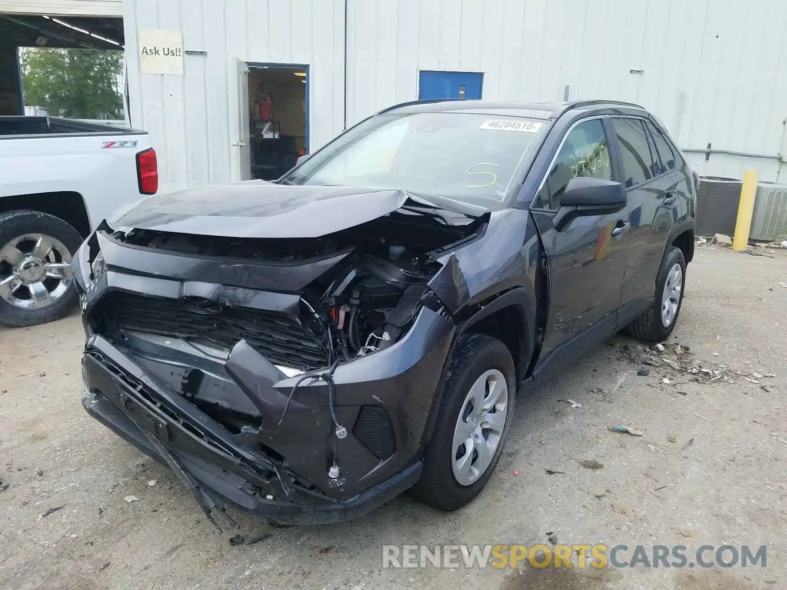 2 Photograph of a damaged car JTMH1RFV9KJ008490 TOYOTA RAV4 2019